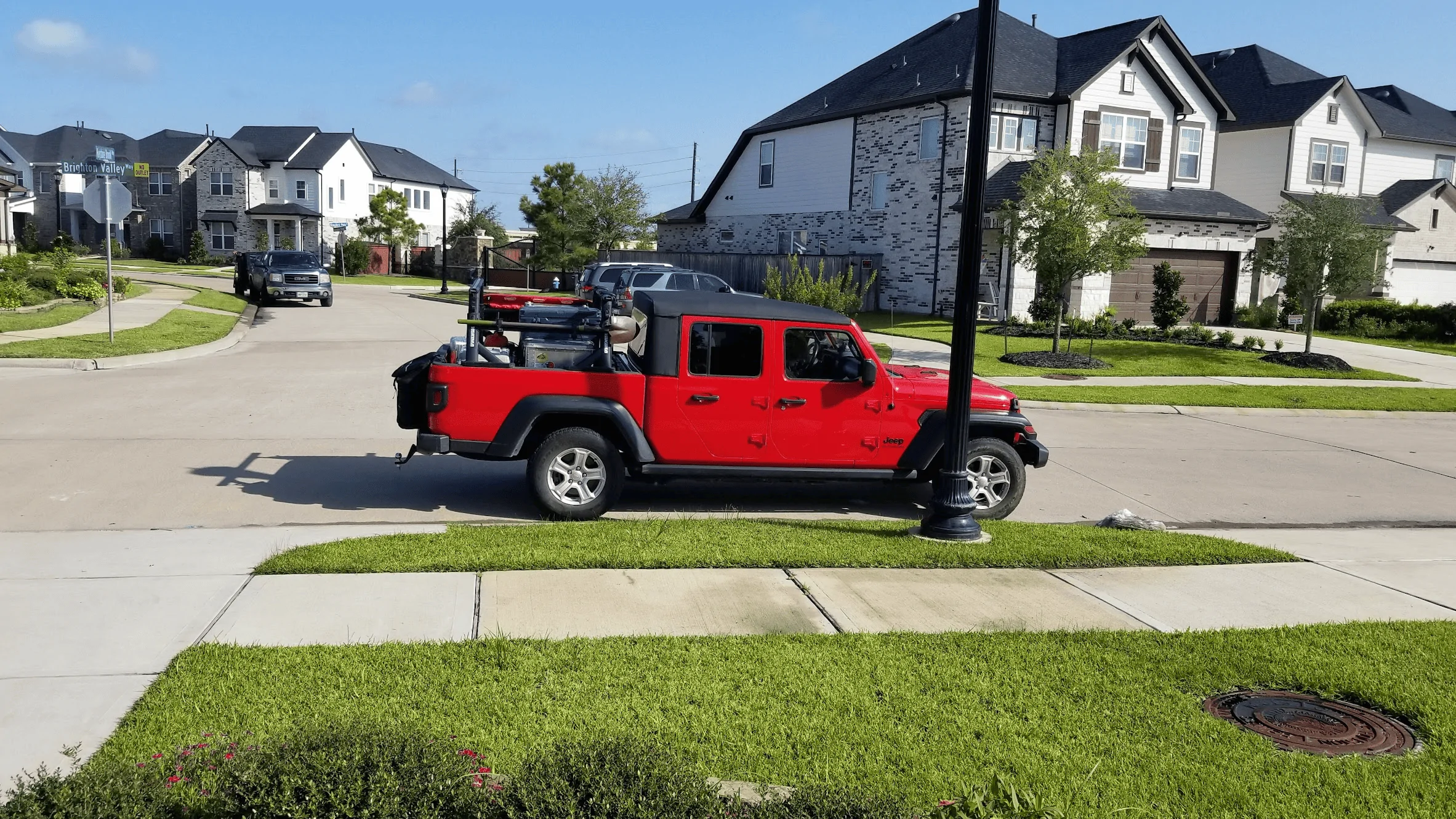 Jeep Gladiator Frontrunner Slimline Within Yakima Overhaul HD image_2022-05-11_142230356