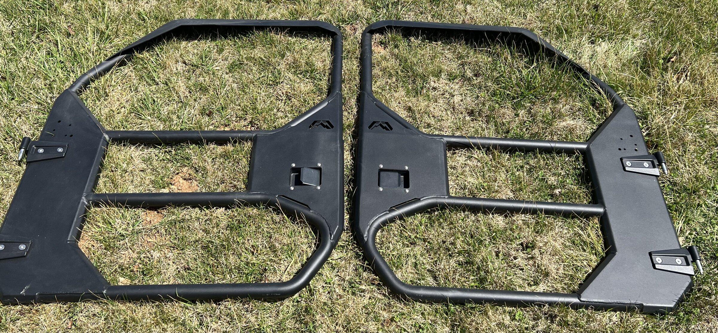 Jeep Gladiator Fab Fours full trail doors (front and rear). Make an offer! 14023EB8-F3A5-4EAE-BCD4-B2BE8544D1DC