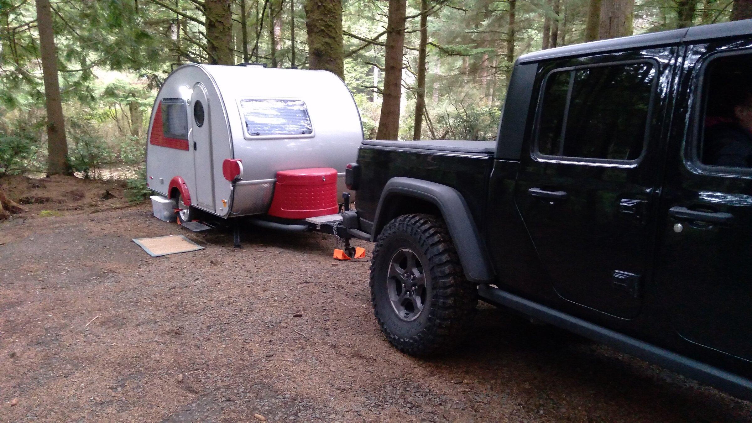 Jeep Gladiator Gladiators and Camper Pictures 20220401_172346 (1)
