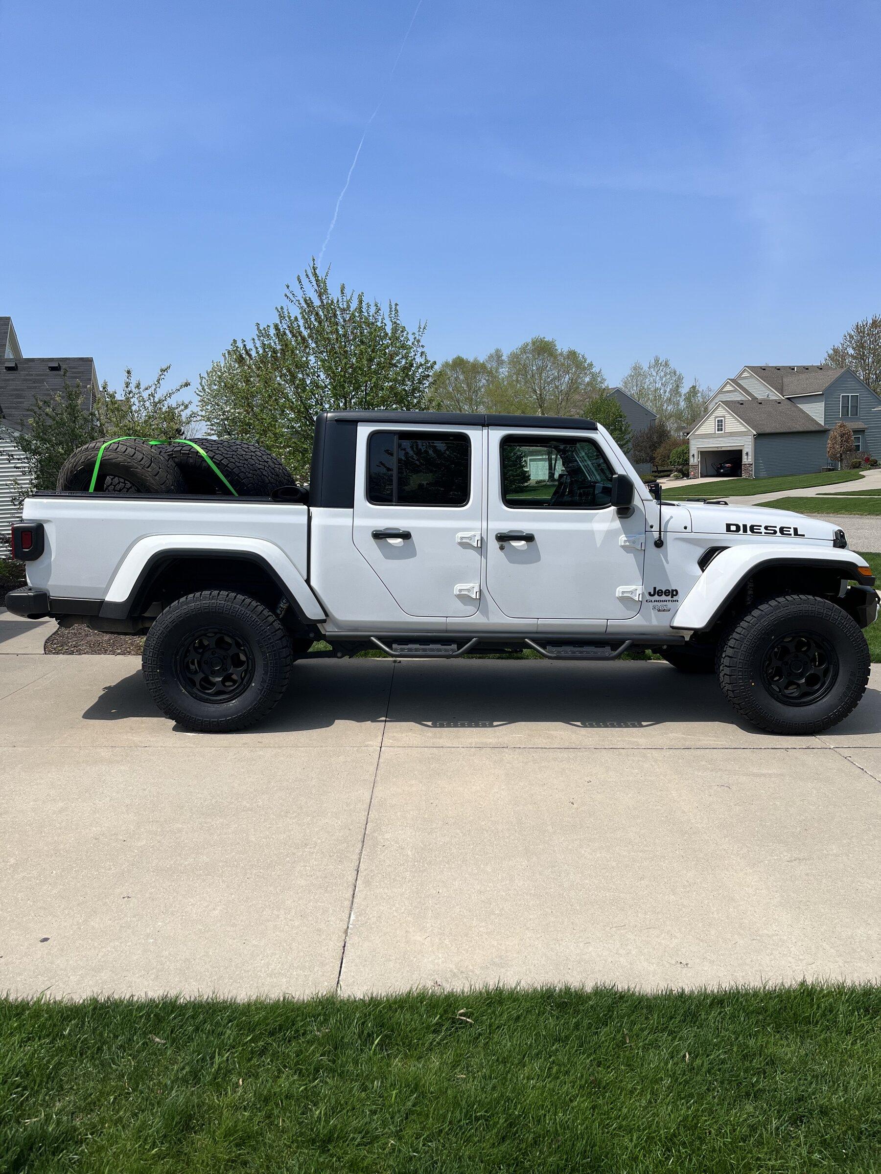 Jeep Gladiator Walmart sale 315/70r17- No longer on sale... D862AEB0-80DD-4BB3-92E2-B25CC69F7FE5