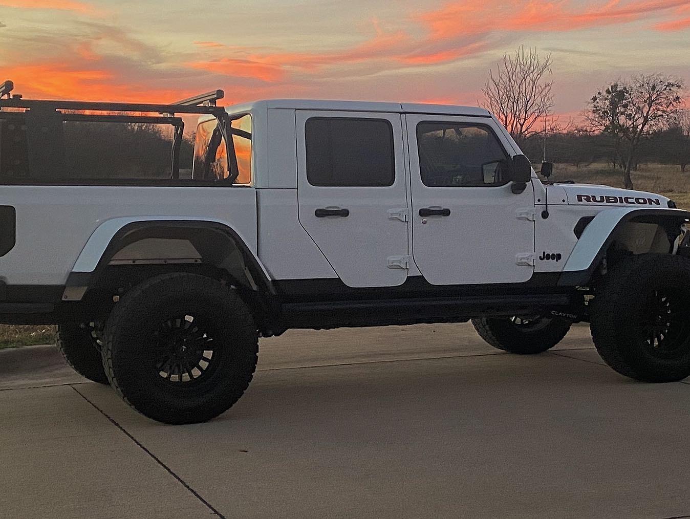 Jeep Gladiator 38” Ridge Grapplers on 17” Fuel Beast FD3F7ED4-4B63-49FE-9BCF-D881478E54AE
