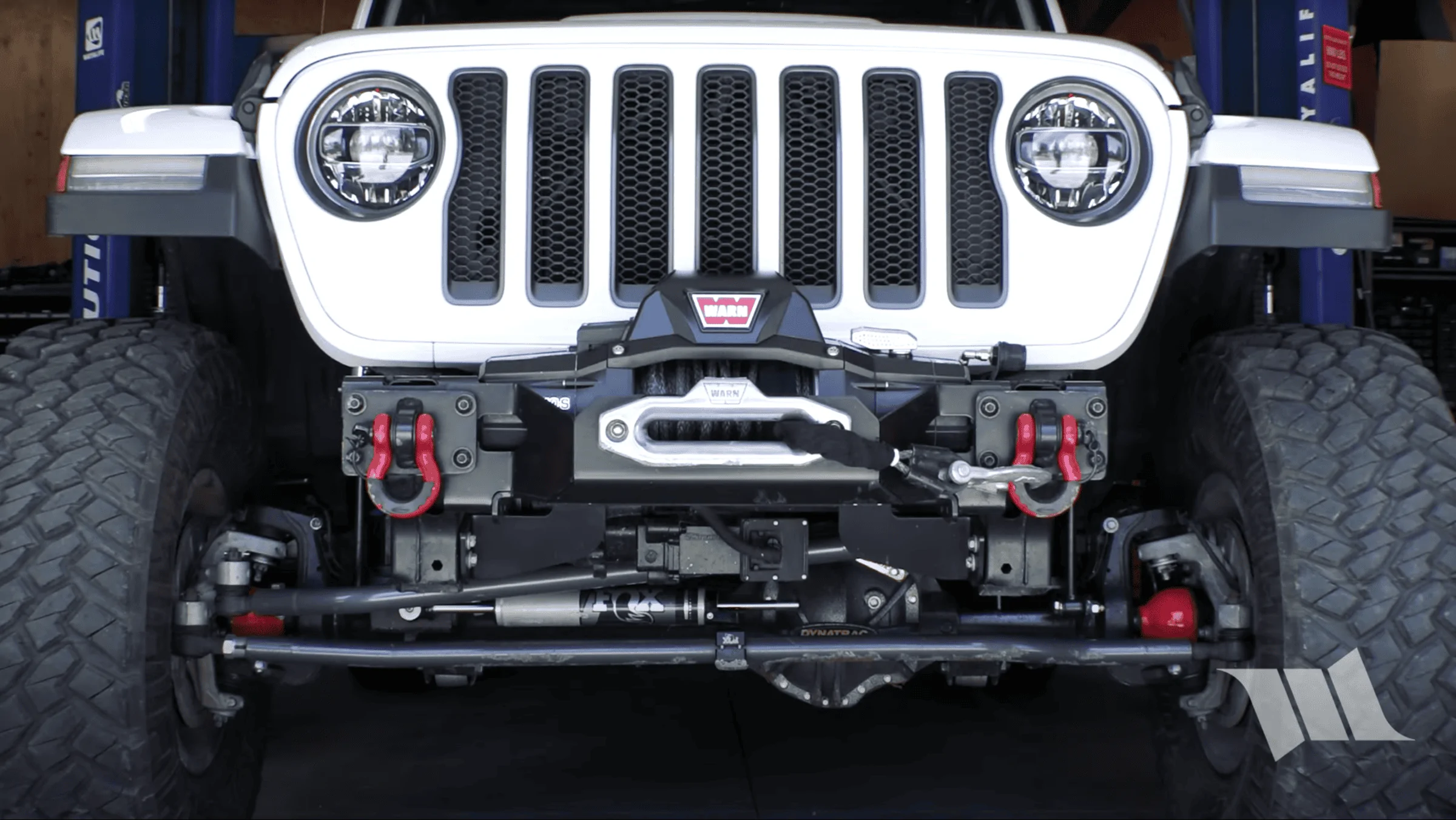 Jeep Gladiator Who has gone front bumper-less? Screen Shot 2022-05-14 at 1.51.08 PM