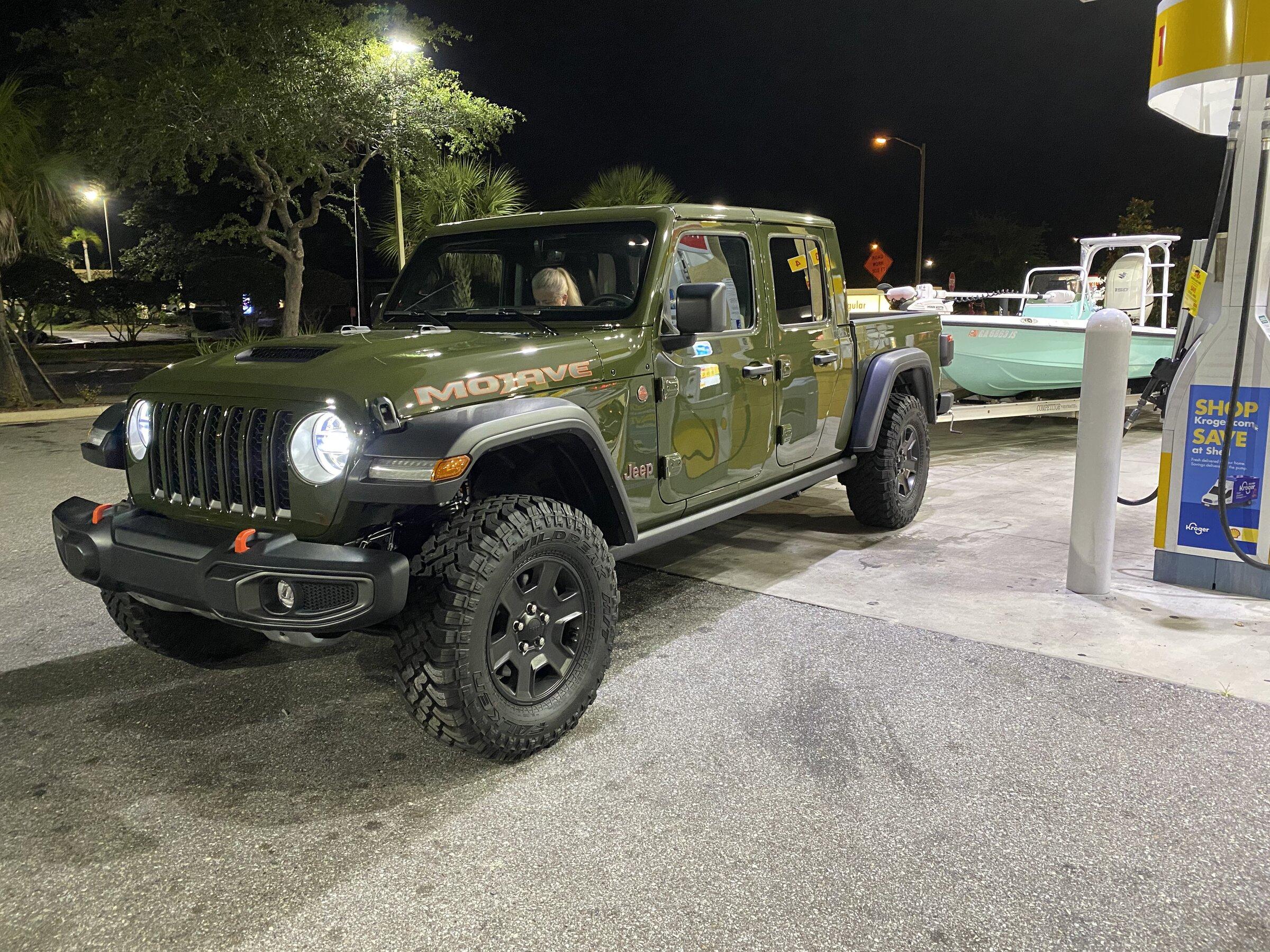 Jeep Gladiator First Tow with the Mojave - Report D8BD6D05-2A99-4E39-8EFA-6D8BB7C1B815