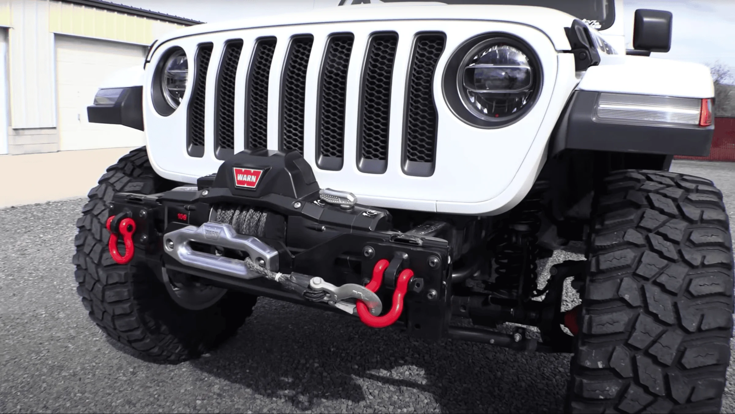 Jeep Gladiator Who has gone front bumper-less? Screen Shot 2022-05-14 at 2.20.44 PM