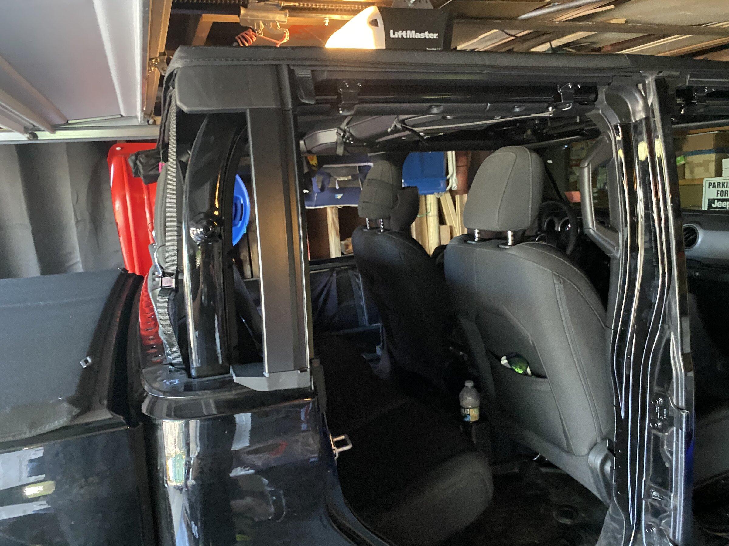 Jeep Gladiator ? Finally another soft top! Rugged Ridge 9D83E09C-5302-4D7A-BB11-297D5C015641