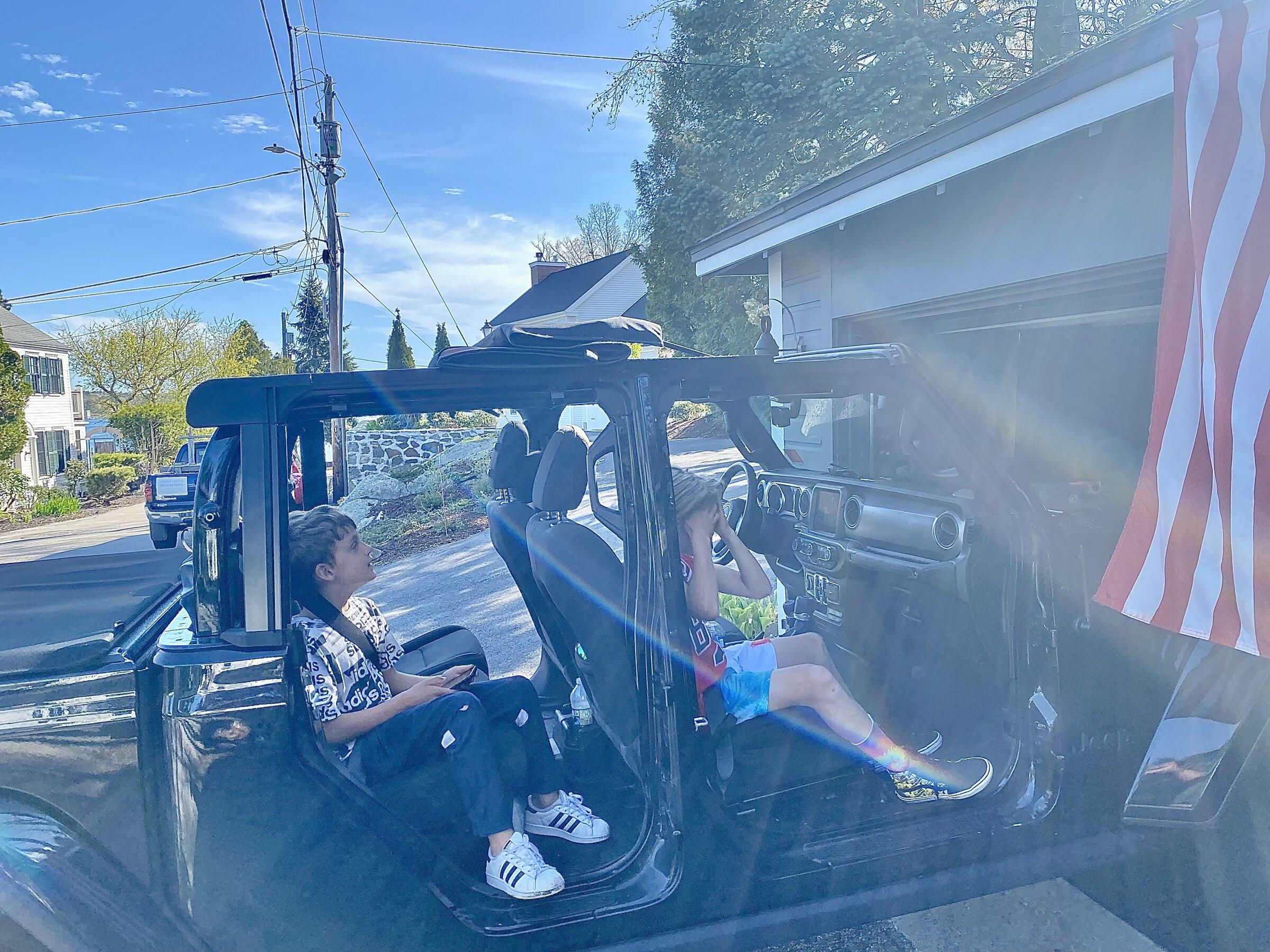 Jeep Gladiator ? Finally another soft top! Rugged Ridge A0C83DC0-1CF4-48C9-8B4B-04AF9CF2637F