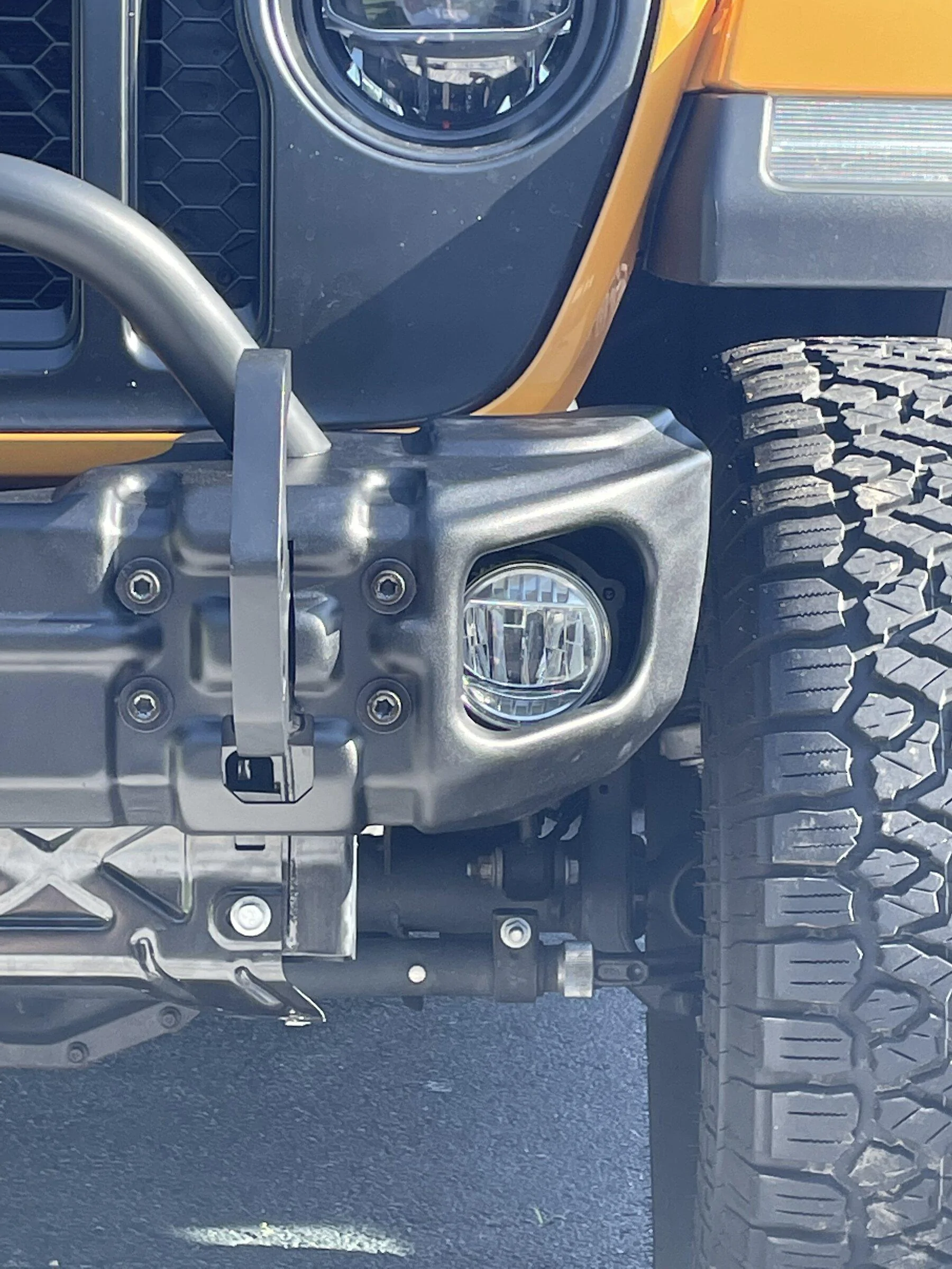 Jeep Gladiator Arcus bumper fog light bracket issue 1A084255-8CBC-4A7F-874A-B294BDCE86A0