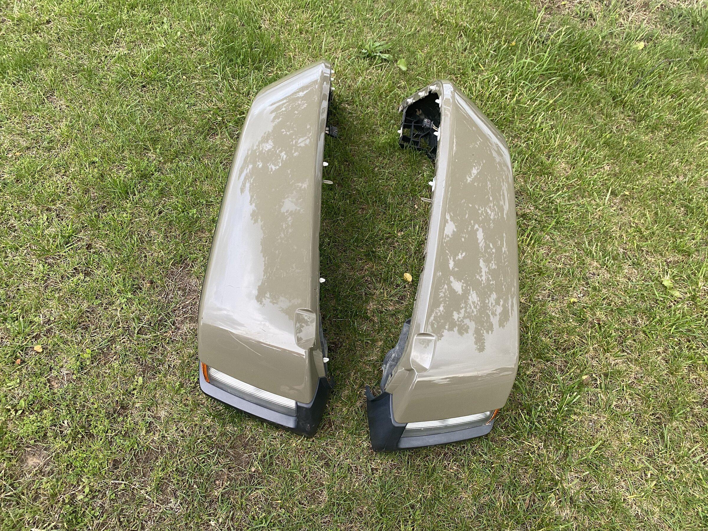 Jeep Gladiator Gator colored fenders 4B655376-C5FF-4E77-BF6D-9C2435F71D78