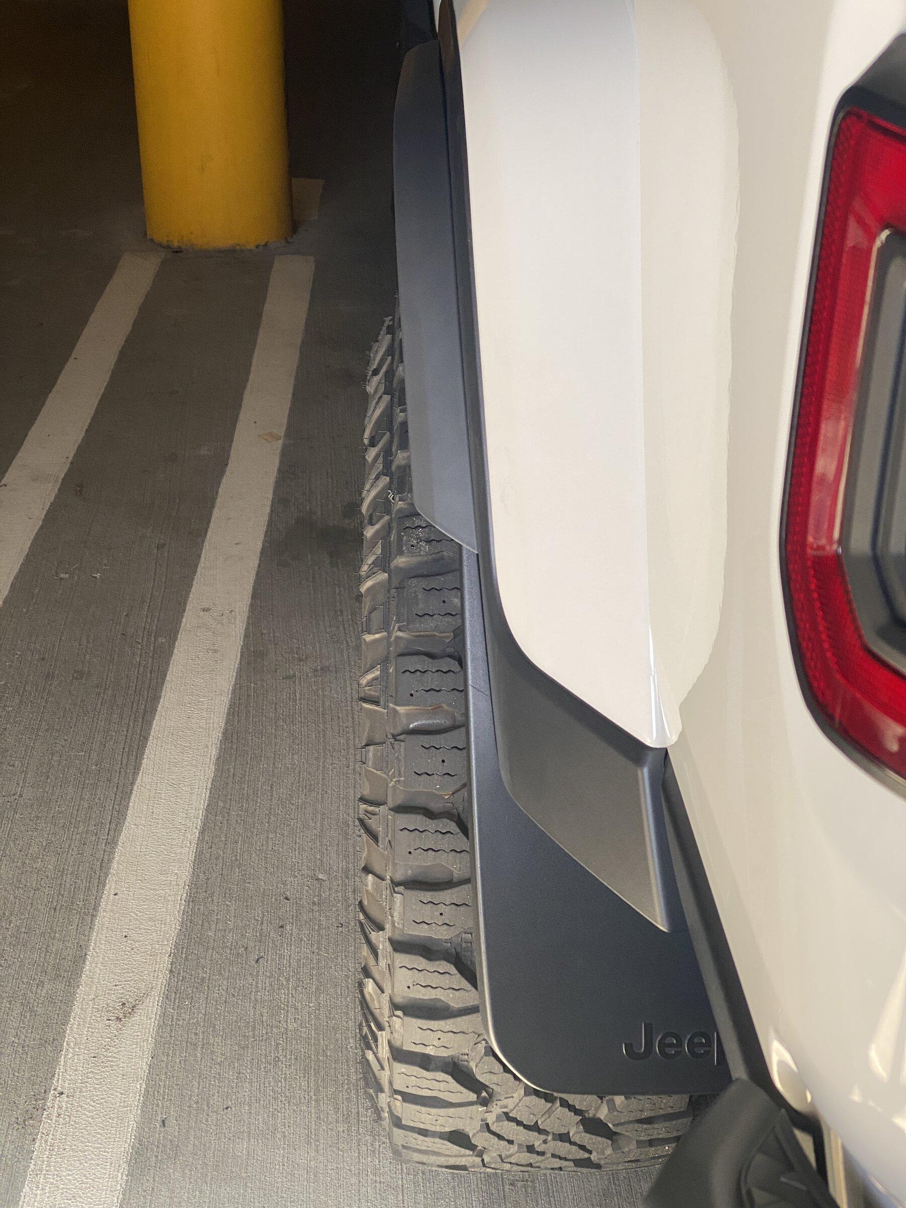 Jeep Gladiator Fender flare extensions? IMG_1722.JPG