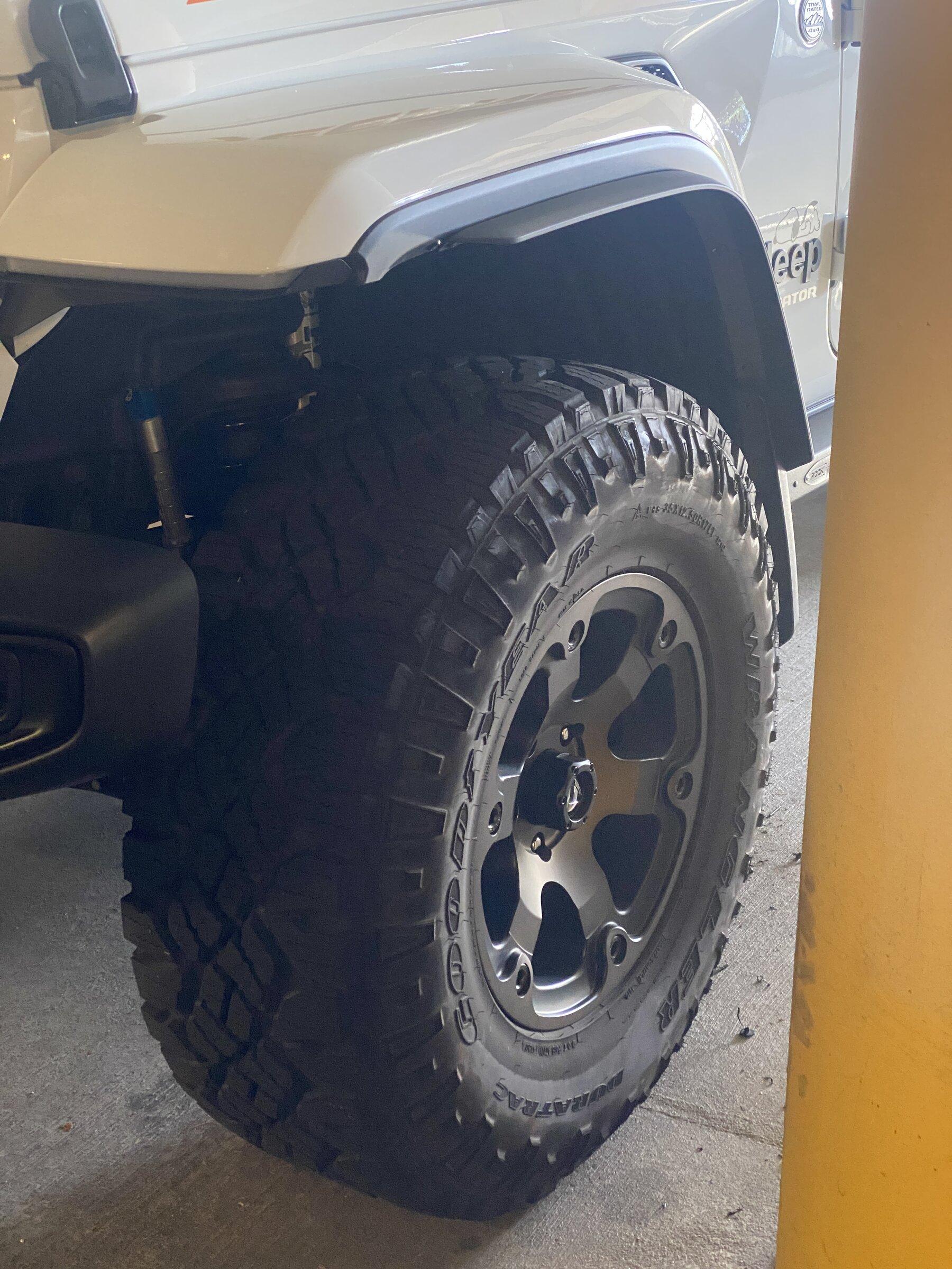 Jeep Gladiator Fender flare extensions? IMG_1713.JPG
