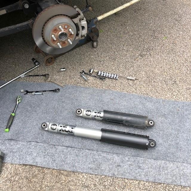 Jeep Gladiator Bad Fox Shock Shock Replacement 02