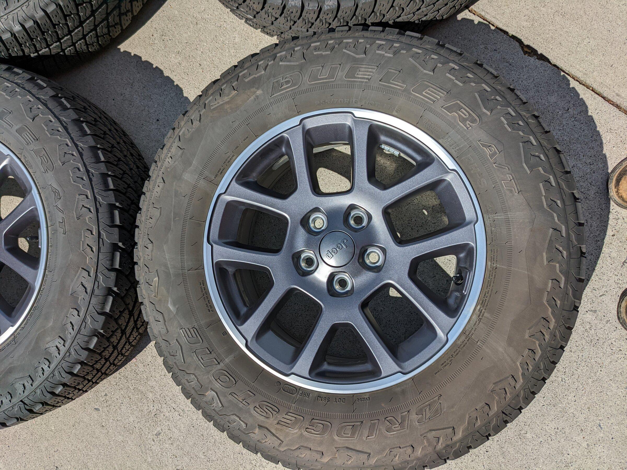Jeep Gladiator Like New Overland Wheels, Tires w/ TPMS MAKE OFFER! PXL_20220515_151207659
