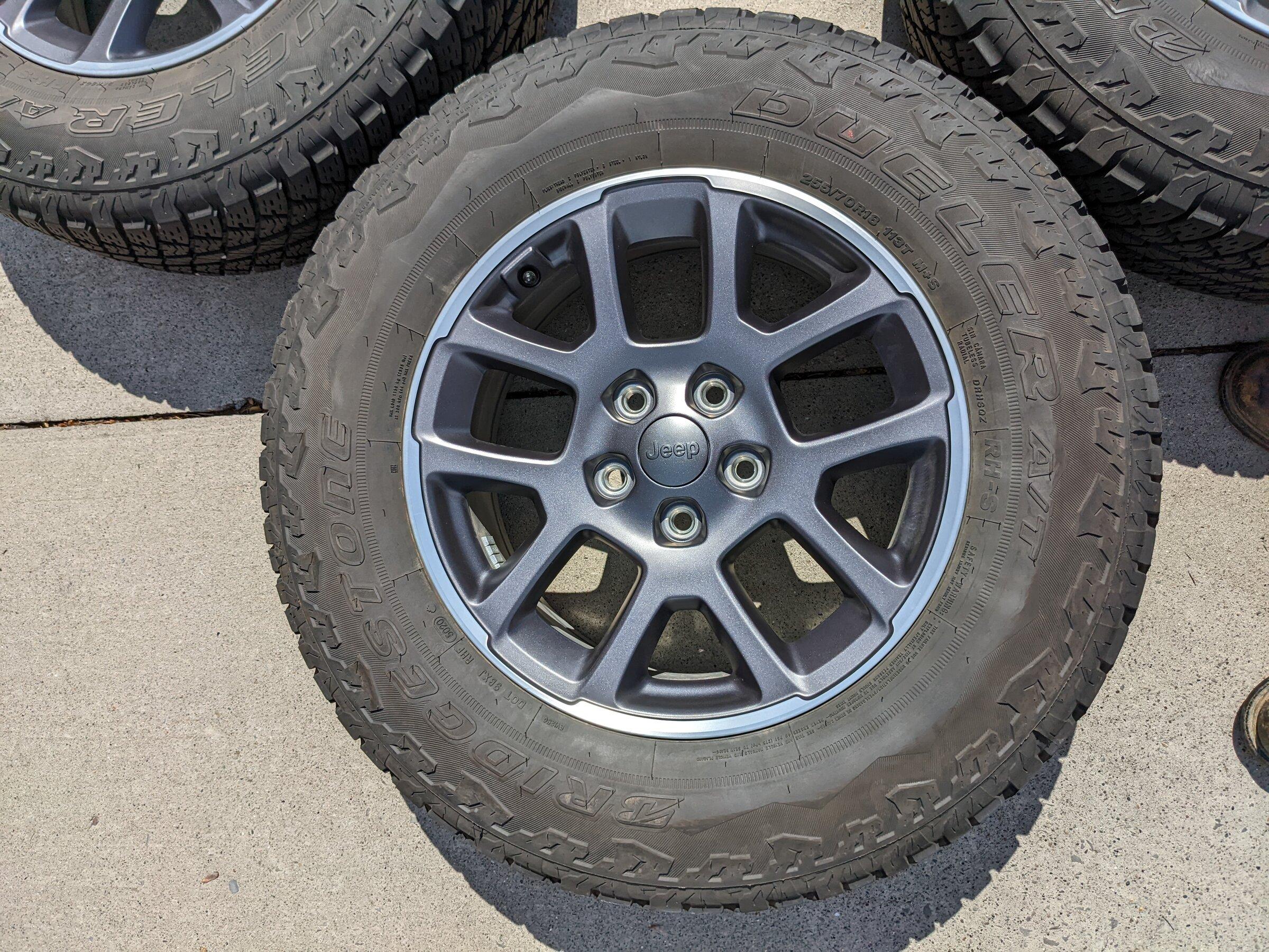 Jeep Gladiator Like New Overland Wheels, Tires w/ TPMS MAKE OFFER! PXL_20220515_151200395