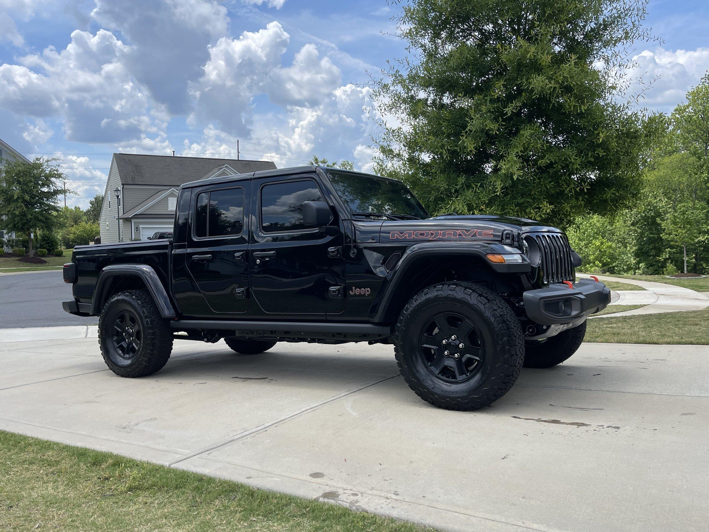 Jeep Gladiator Anyone paint or Linex the OEM front skid? A7A2FA74-2B96-4C35-B608-B3EE00FD1381