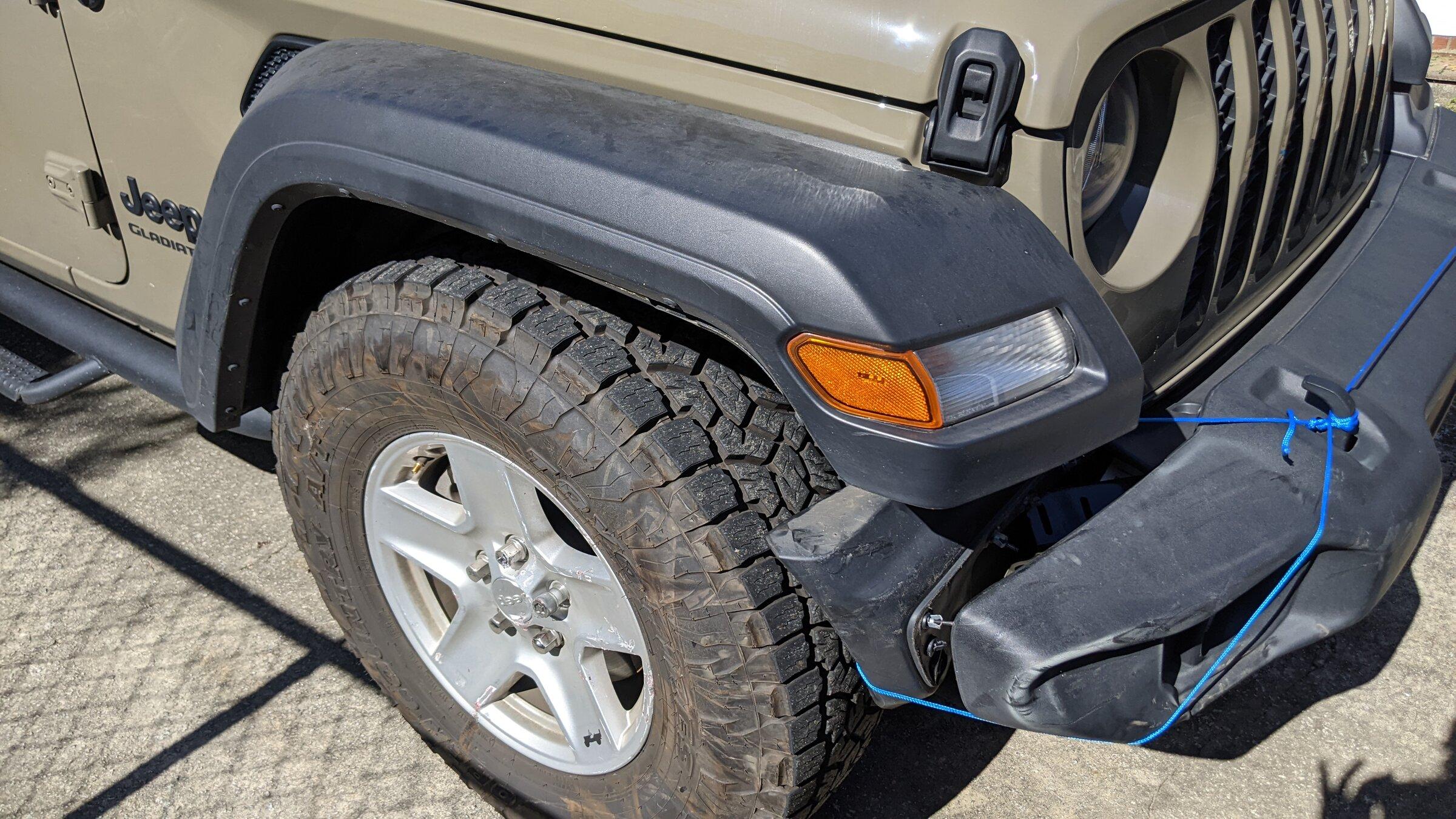 Jeep Gladiator Jeep dealership won't check mechanical damage until finished with body work PXL_20220410_202533696.MP