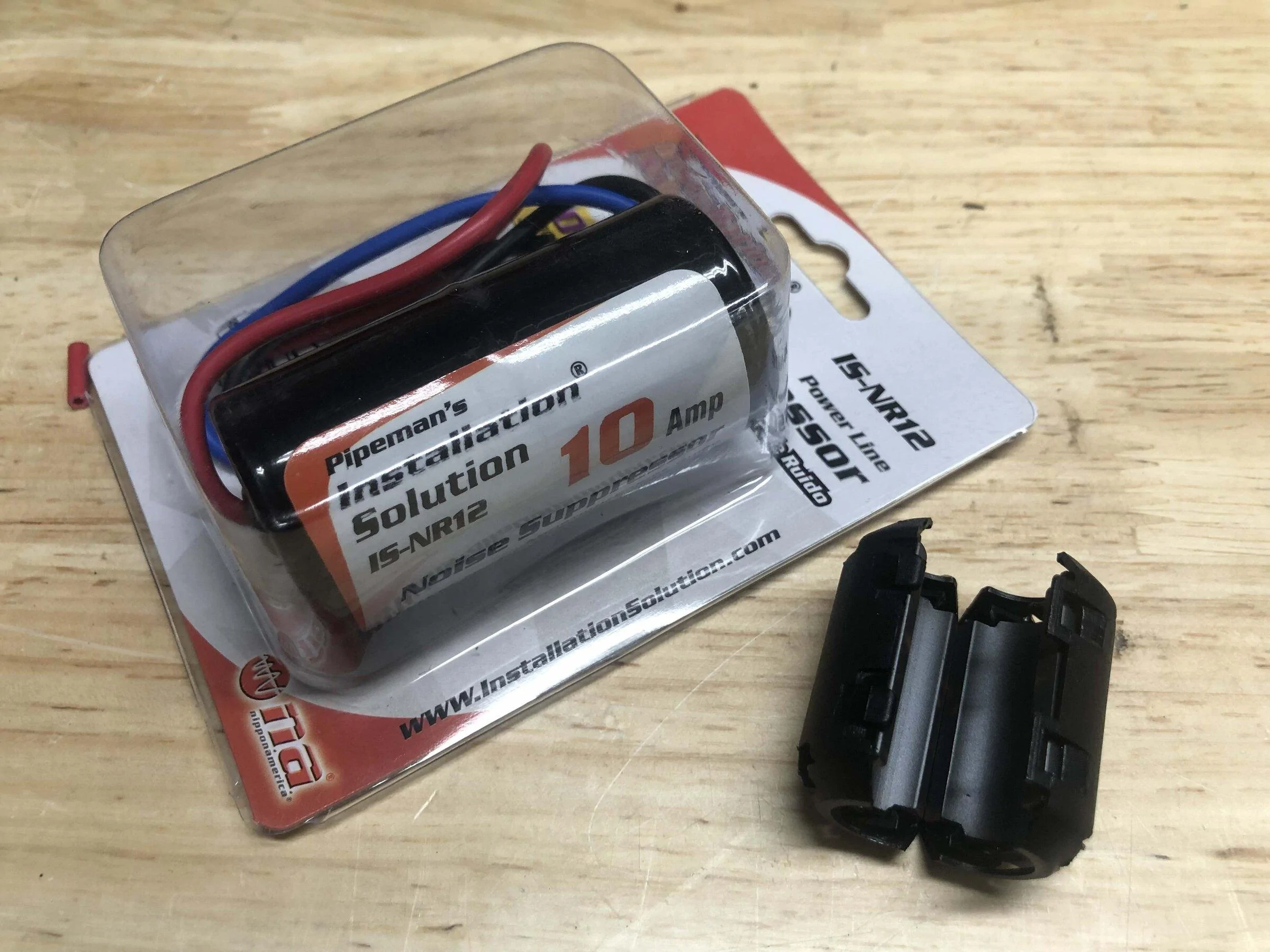 Jeep Gladiator Midland MXT275 Micro Mobile GMRS Stealth Install IMG_1274