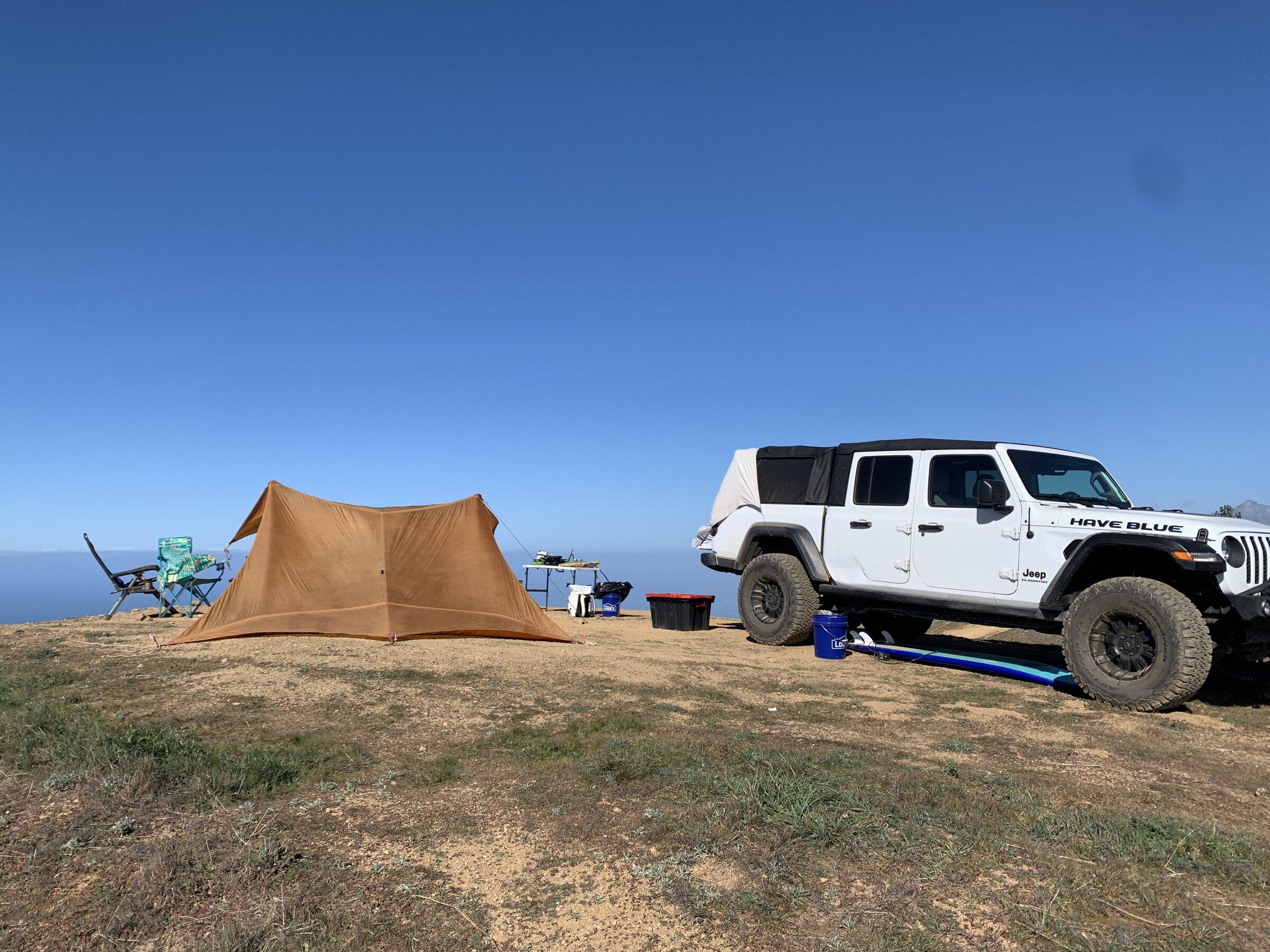Jeep Gladiator Bestop teaser concept: folding soft cover / shell / topper for Gladiator bed 675DFB26-1443-4B03-BFE1-AAF69C90DF26