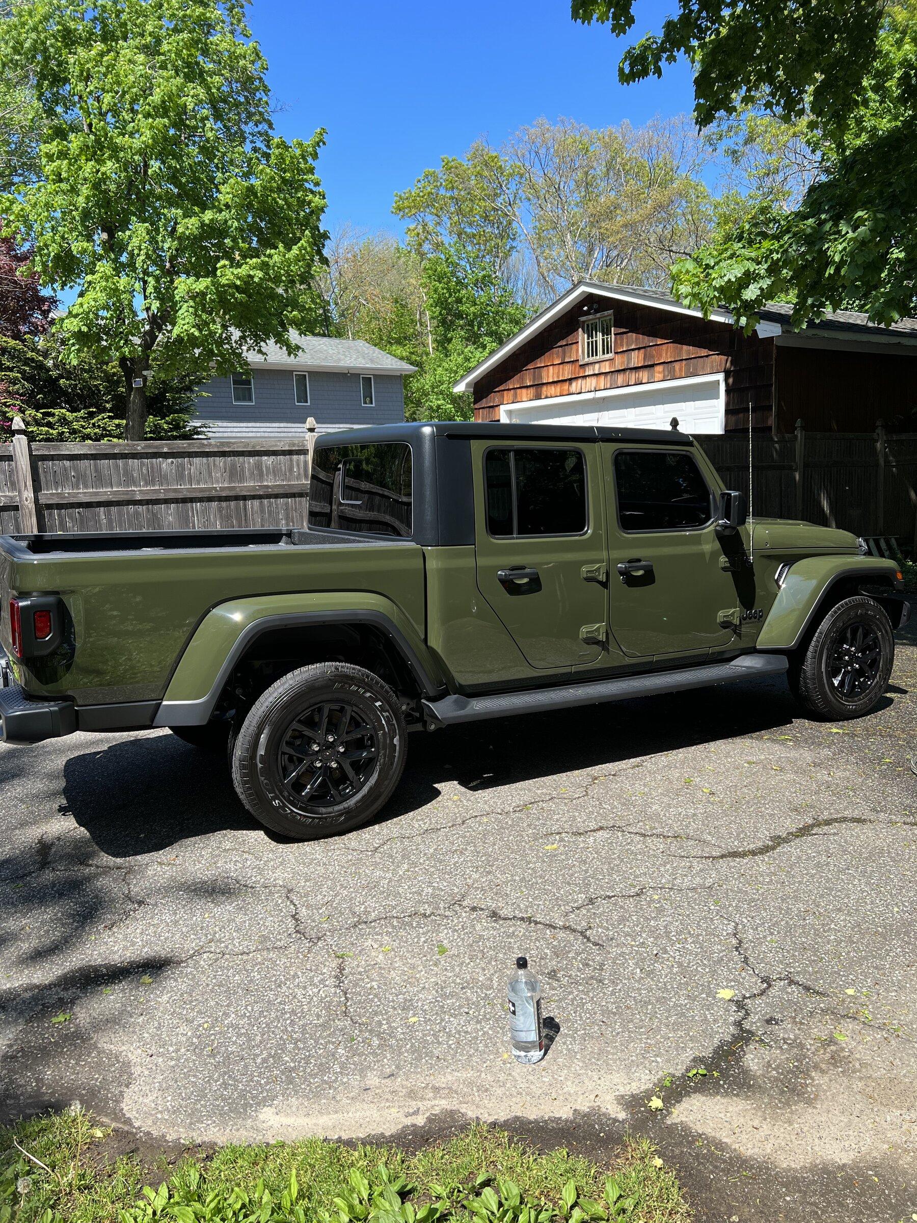 Jeep Gladiator SARGE GREEN Gladiator club tempImage2K0CWr