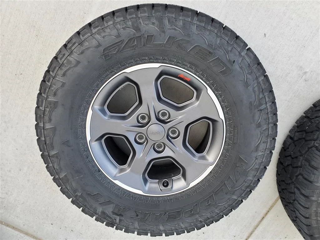 Jeep Gladiator Rubicon Wheels and Falken tires 20220516_160546 (Medium)