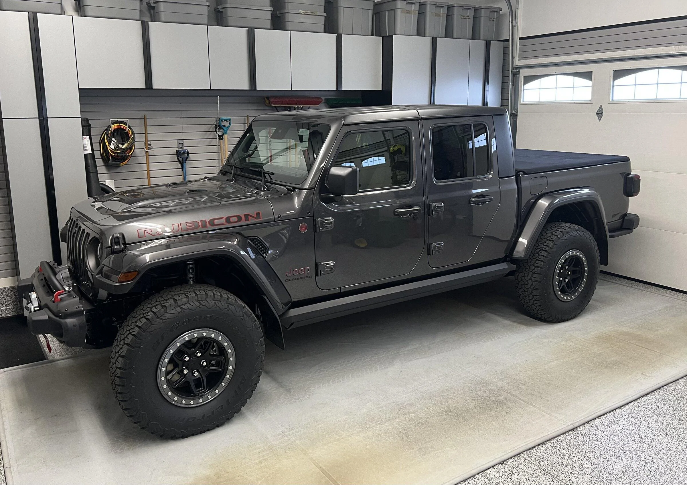 Jeep Gladiator Let’s see granite crystal jt’s with aftermarket wheels please 662E9413-FAB9-48DC-9189-6112BFE54796