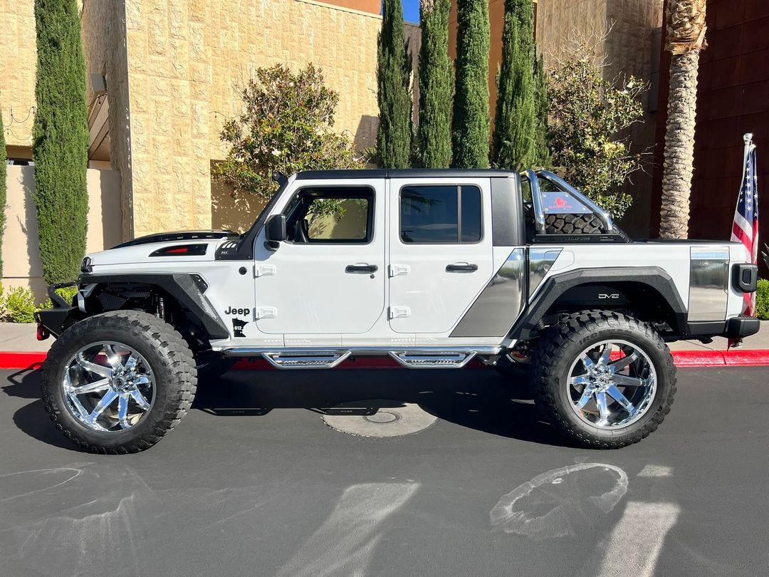 Jeep Gladiator Ugly Jeep _nc_ohc=e6AK71f9lcQAX9oKPN1&_nc_ht=scontent-ort2-2