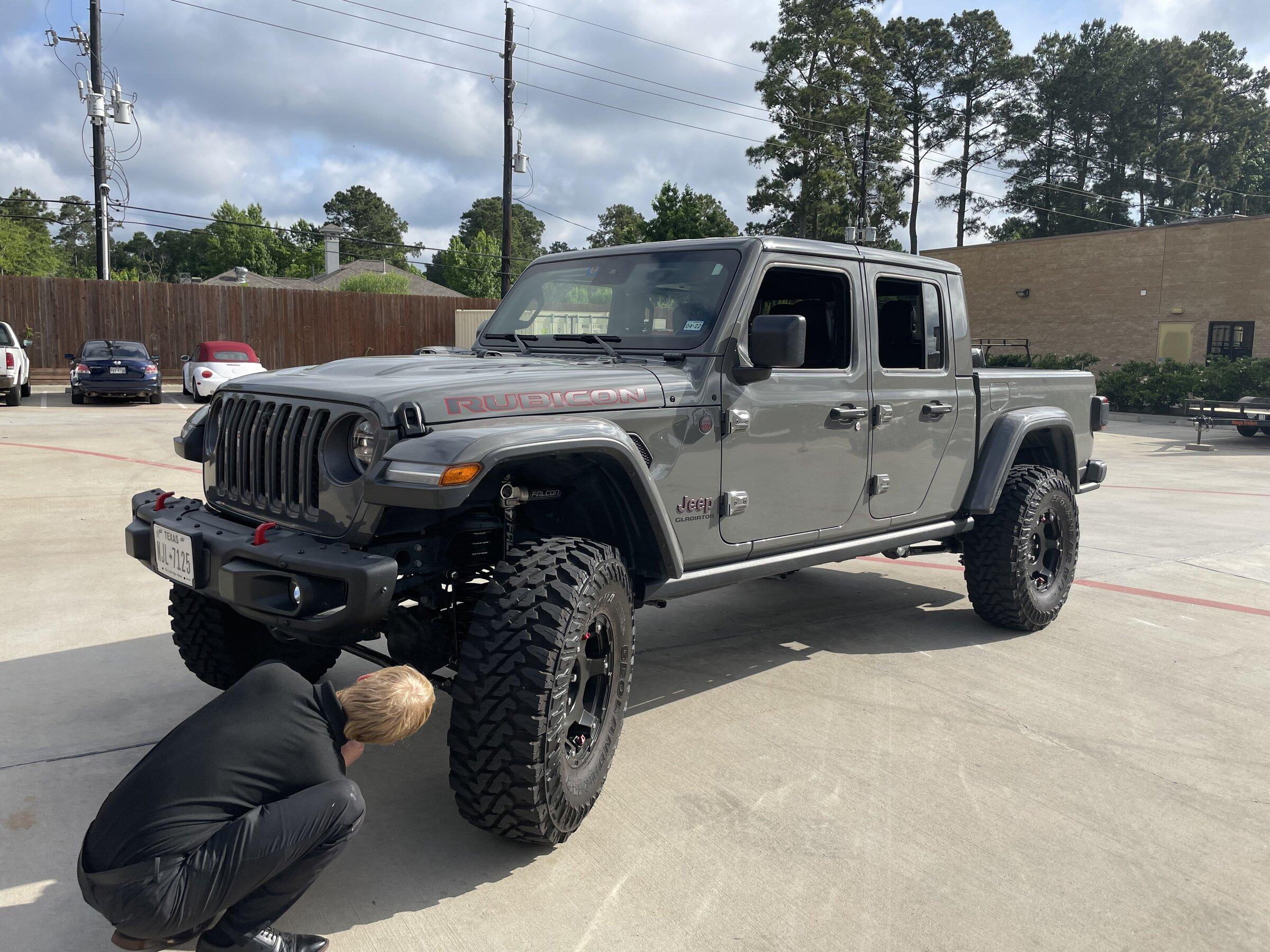 Jeep Gladiator Can’t Align Upper Control Arms DB9A3D6F-BF57-4388-8380-8B30BA576CE8