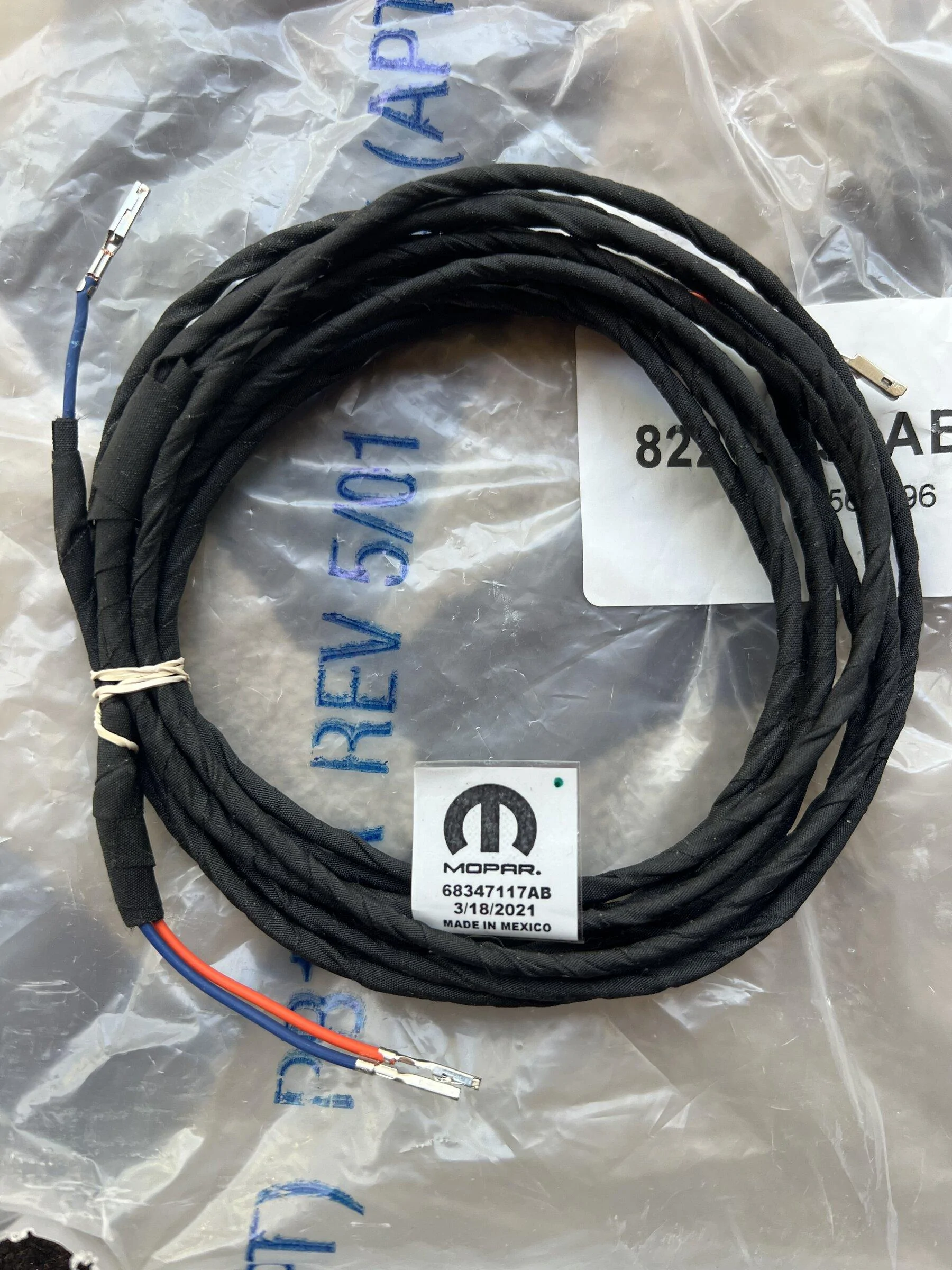 Jeep Gladiator OEM LED headlight halo wire kit IMG_3668