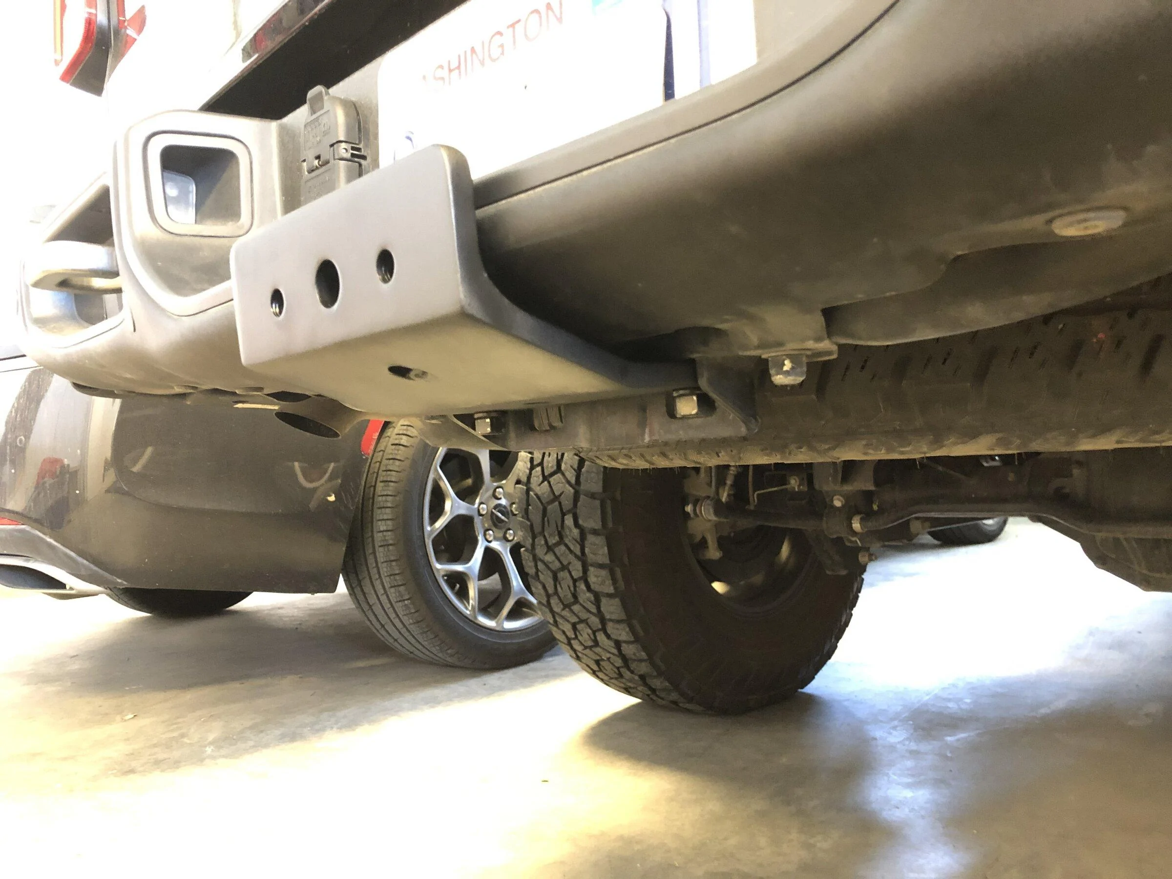 Jeep Gladiator Made a rear bumper skid plate CFA16B52-3F0A-4E5D-A1FC-2BF498F3F6CA