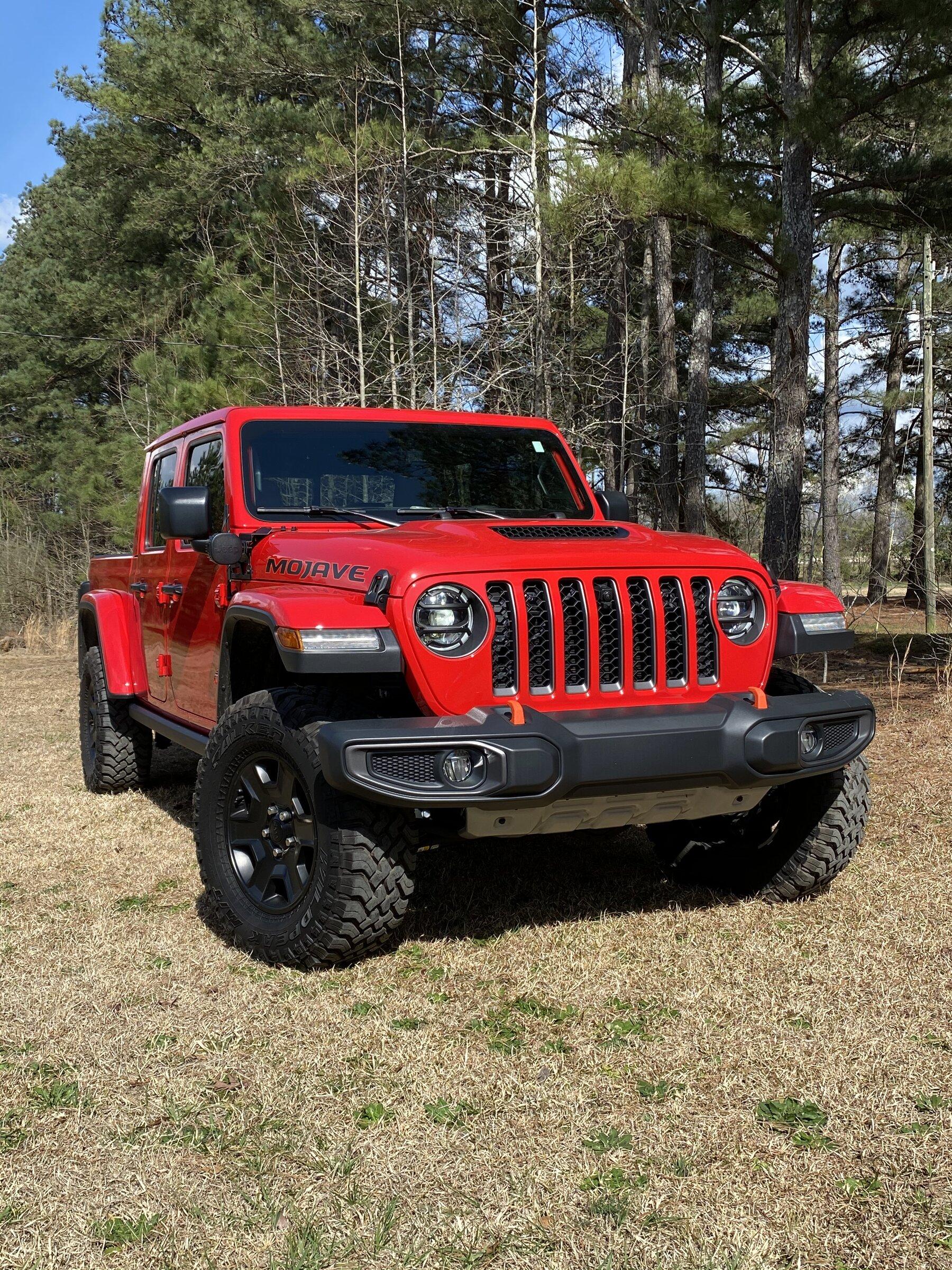 Jeep Gladiator Ordering Wrangler vs Gladiator? DD95B501-547F-4B11-9C33-9F9B72A03486