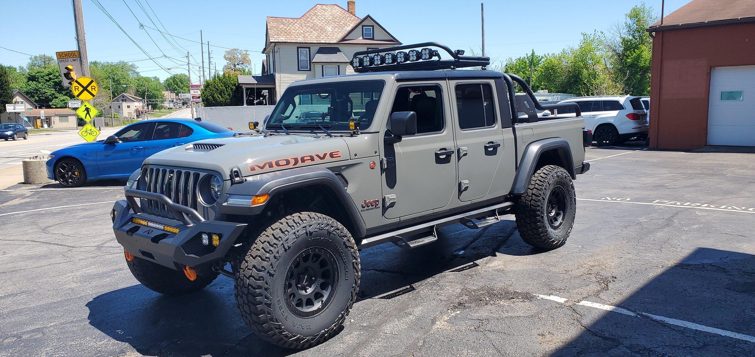 Jeep Gladiator Lets see all those Gladiators with lifts and bigger tires! 20220517_125311 (002)