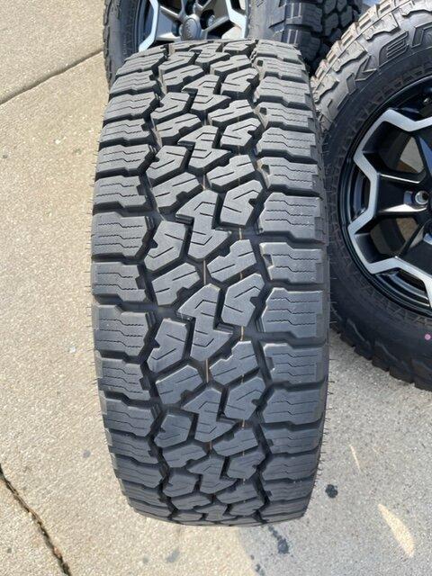 Jeep Gladiator 2022 JT Rubicon Take Off Wheels and Tires W/TPMS IMG_0314
