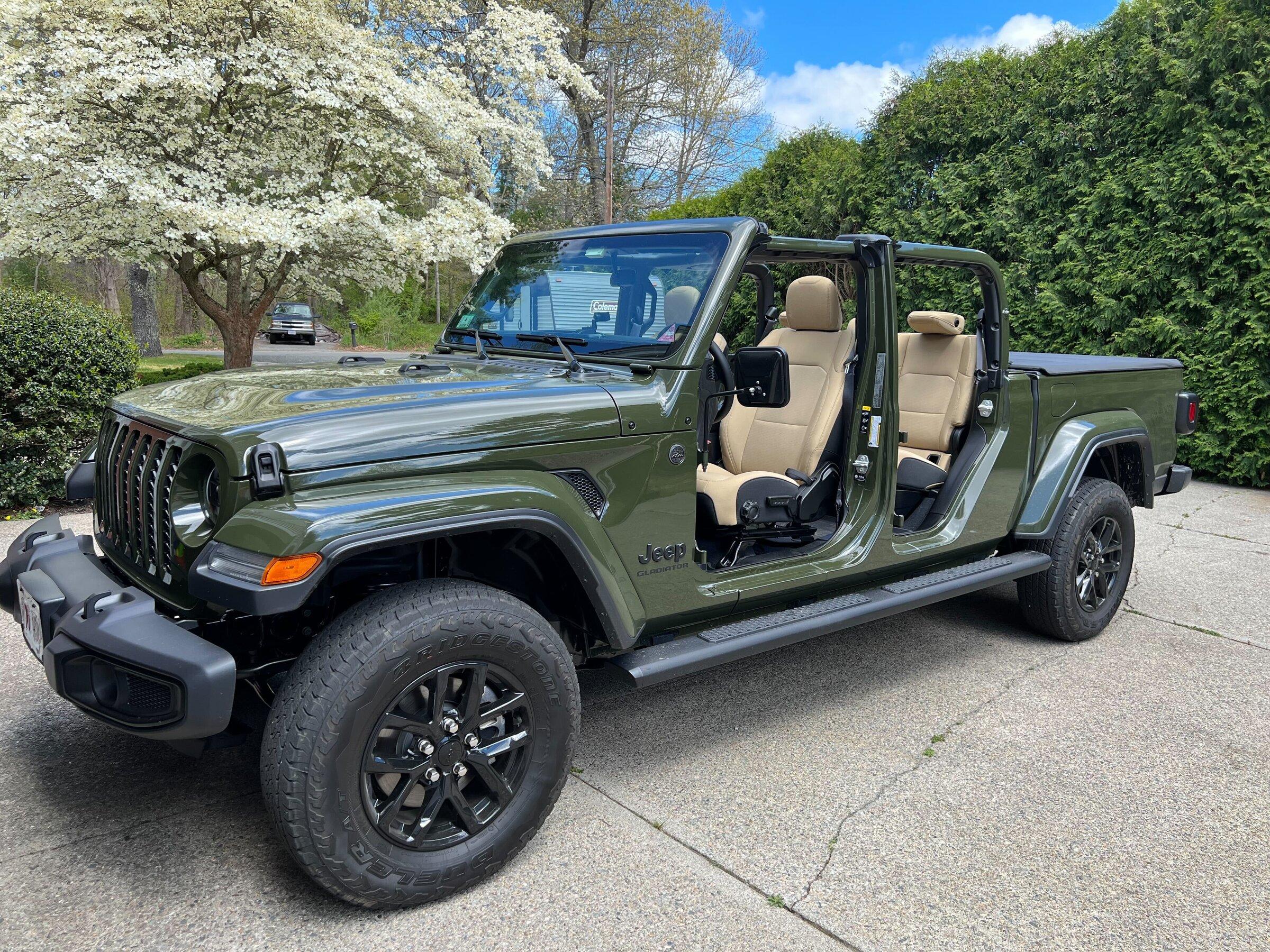 Jeep Gladiator SARGE GREEN Gladiator club Image from iOS