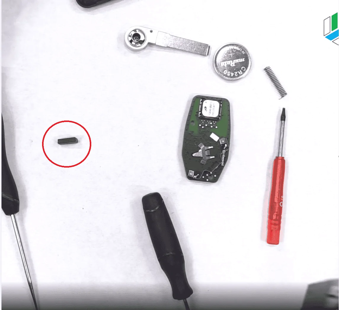 Jeep Gladiator Thieves Use Proximity Key Fob Relays to Gain Access. 1652895578003