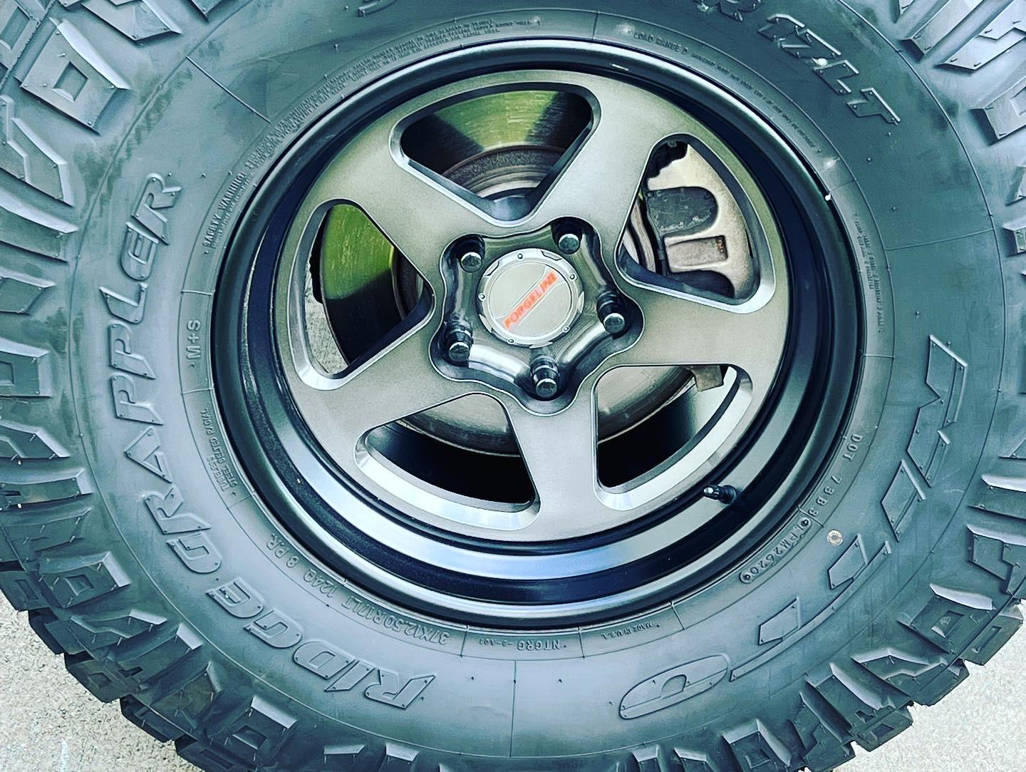 Jeep Gladiator Installed my 37" Nitto's Air pressure Q's!! What's everyone running???? 631CF791-1947-4DA2-8BF3-08113C47FEA0