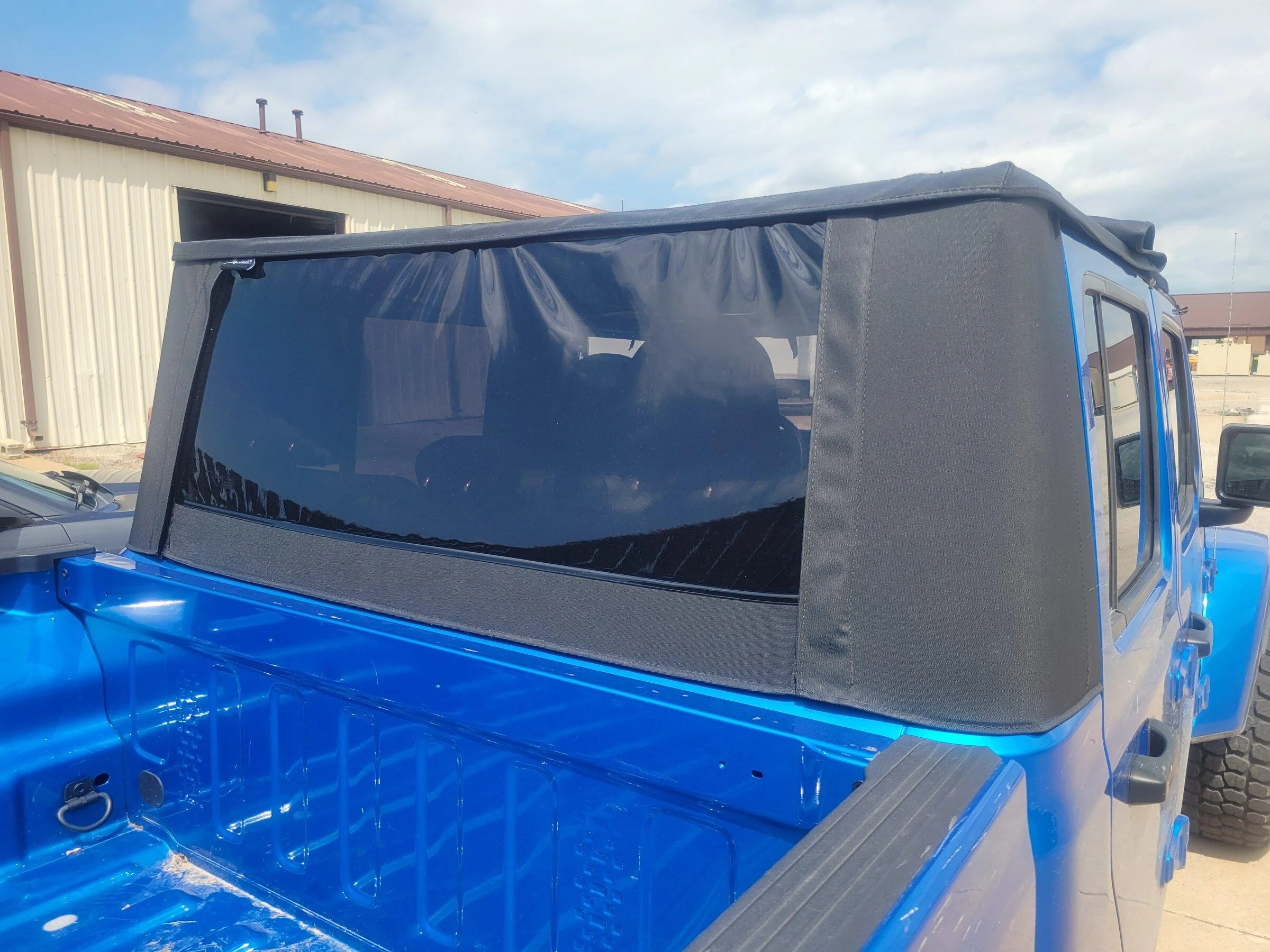 Jeep Gladiator New Rugged Ridge Voyager fastback JT top? 20220518_151432