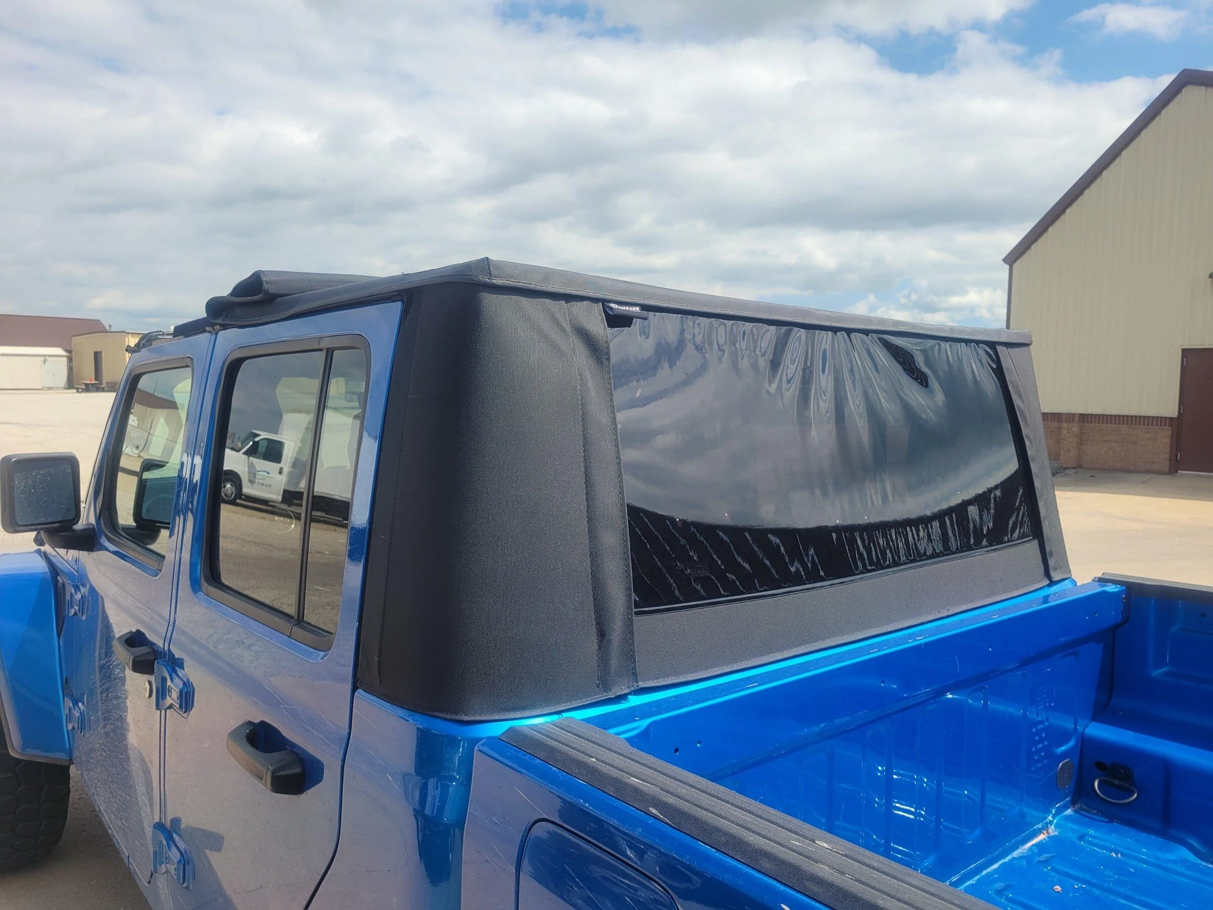Jeep Gladiator New Rugged Ridge Voyager fastback JT top? 20220518_151441