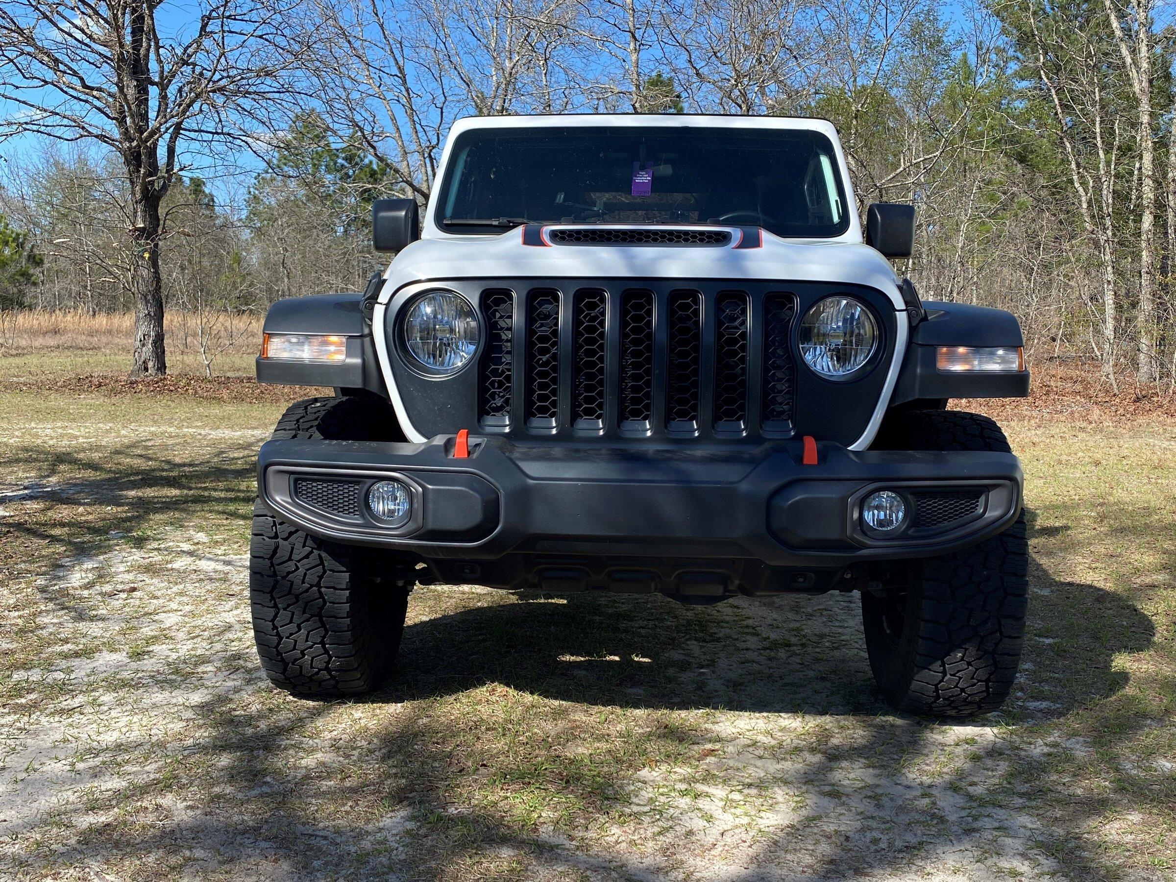 Jeep Gladiator Anyone paint or Linex the OEM front skid? front after