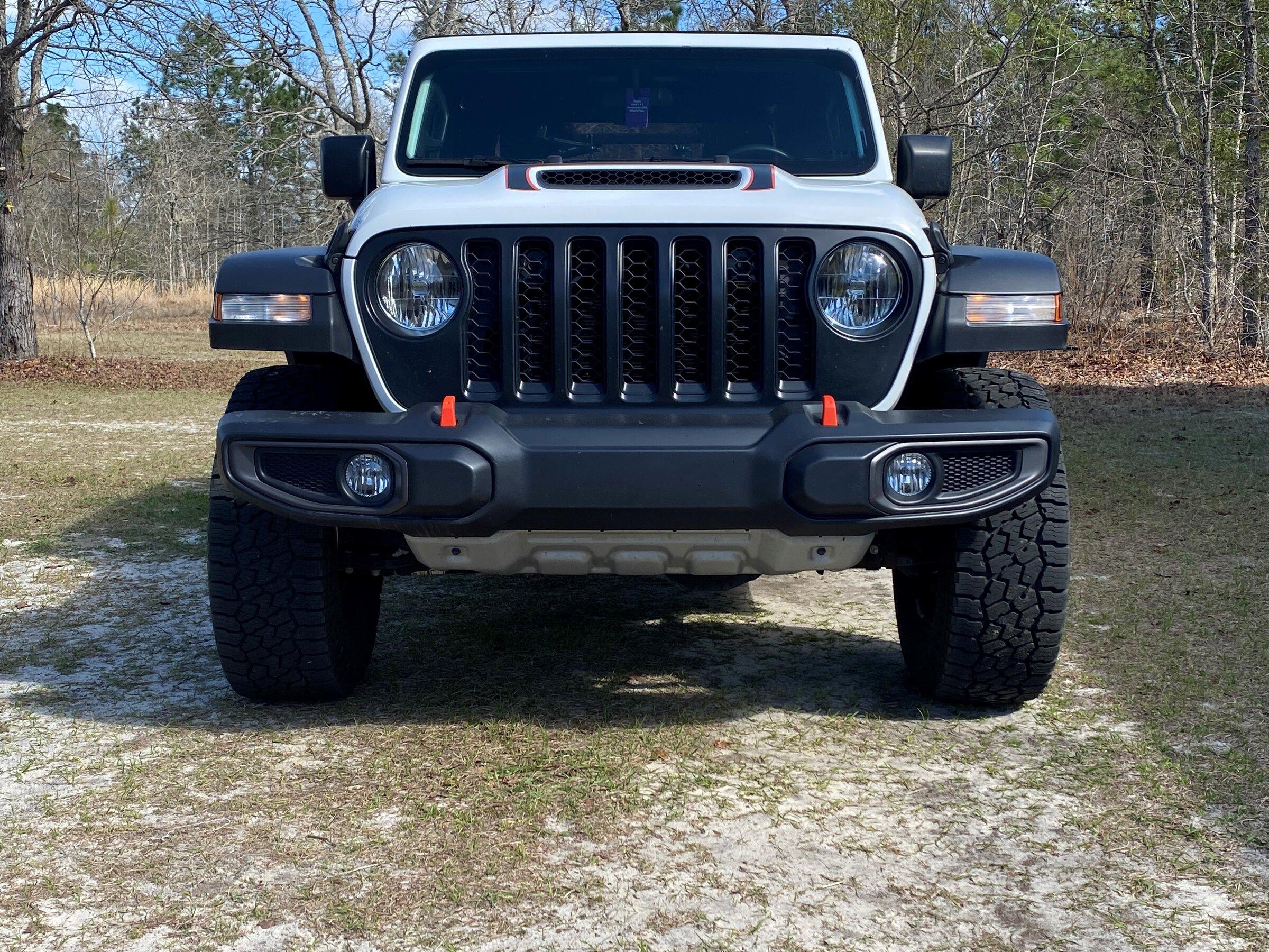 Jeep Gladiator Anyone paint or Linex the OEM front skid? front before