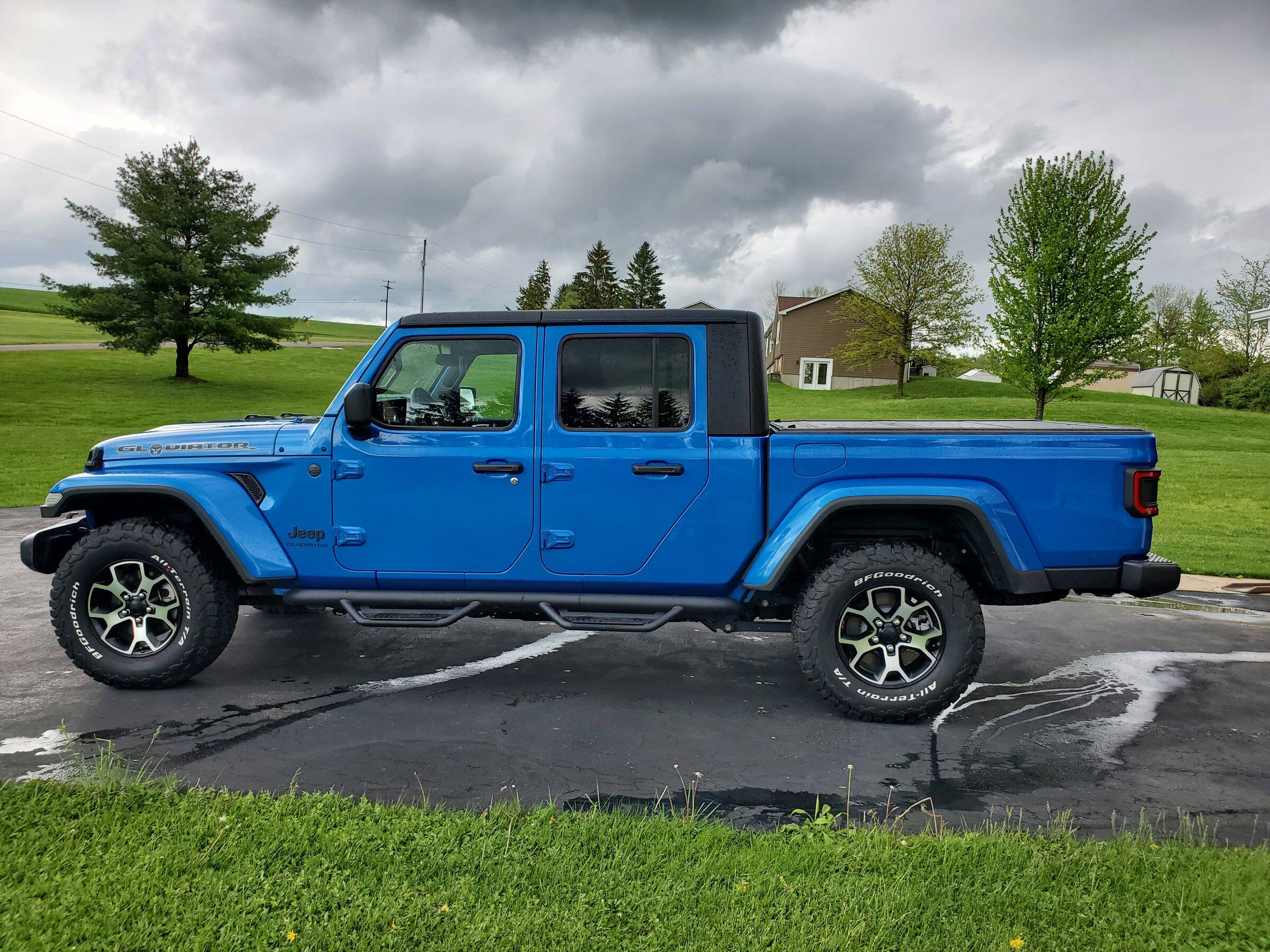 Jeep Gladiator HYDRO BLUE PEARL Gladiator JT Club 20220516_160355