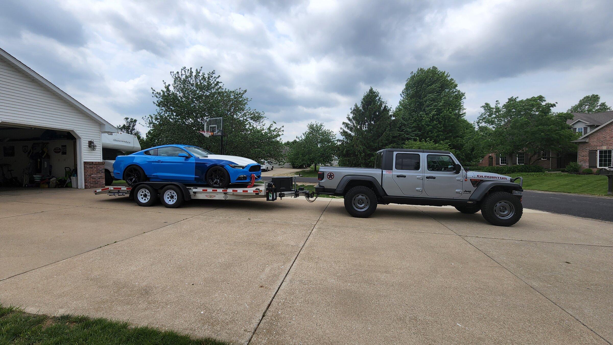 Jeep Gladiator Using my truck today!!! 20220520_124558