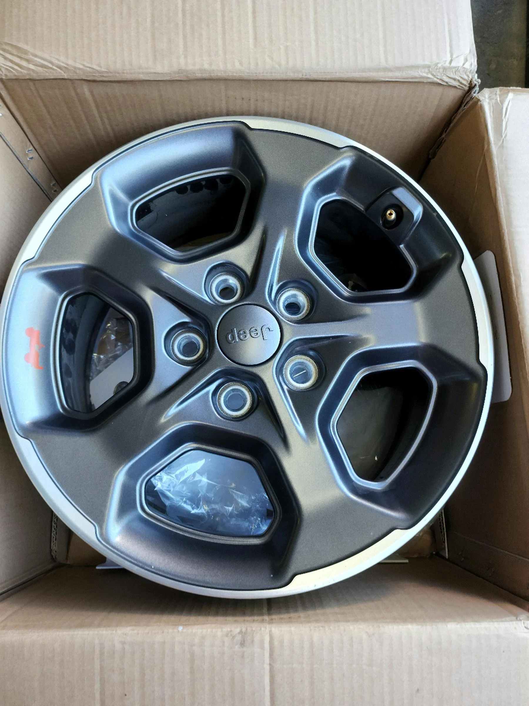 Jeep Gladiator 2022 Rubicon Wheels 20220520_174204