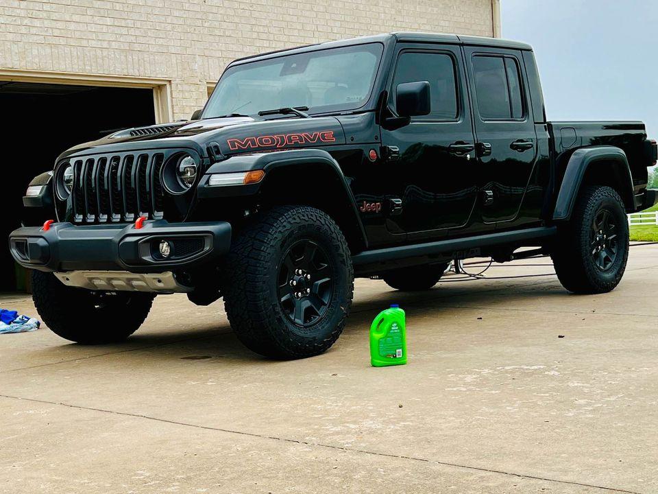 Jeep Gladiator Set of 4 Falken Wildpeak 33" 2022 Jeep Gladiator Mojave take offs wheel and tires 279970609_5143831992404029_9120049615636996786_n