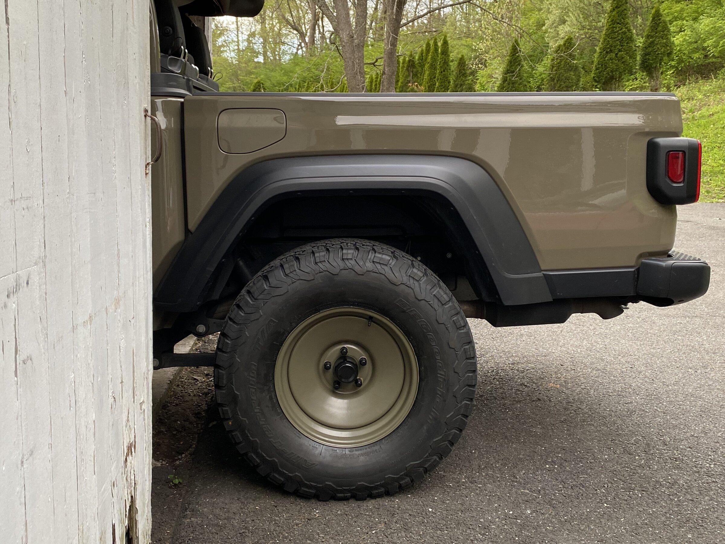 Jeep Gladiator My 35 inch tires!! 68FD9DBF-34D2-4863-8570-4C8DDB993B47