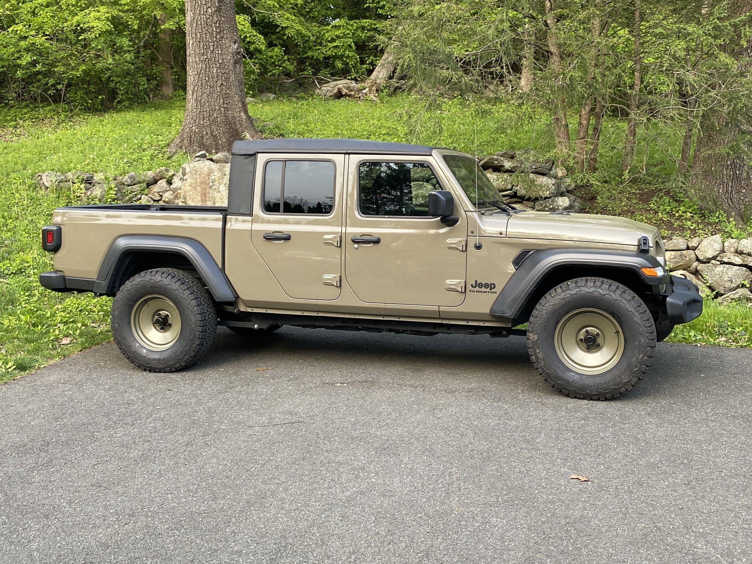 Jeep Gladiator My 35 inch tires!! 38AC244E-E673-4631-A0EA-44CA66D51A67
