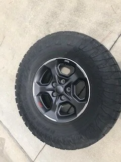 Jeep Gladiator Rubicon Wheels and Toyo ATIII  (35x11.5x17)  $850 IMG_0383