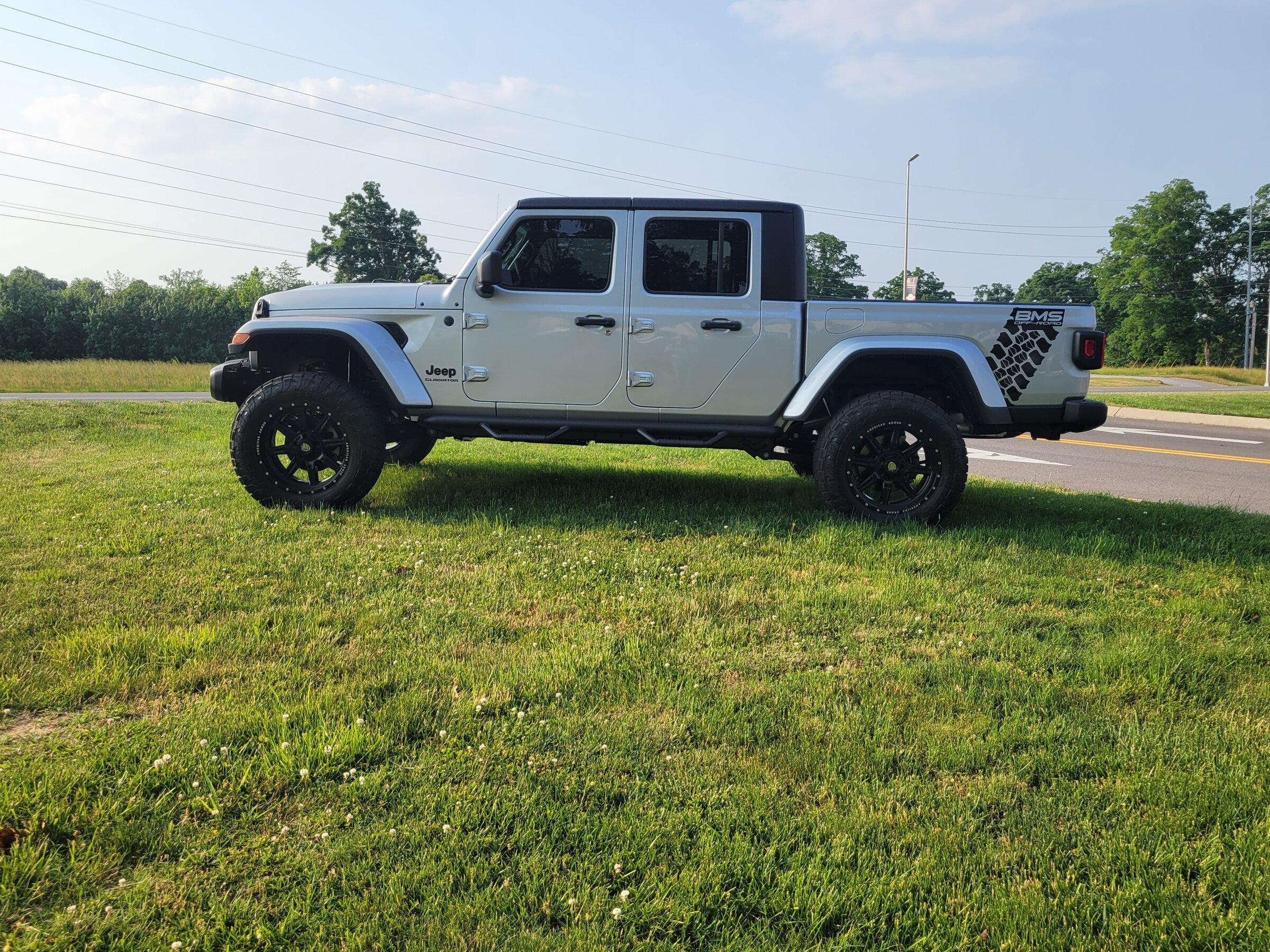 Jeep Gladiator SILVER ZYNITH Gladiator JT Club 20220521_075417