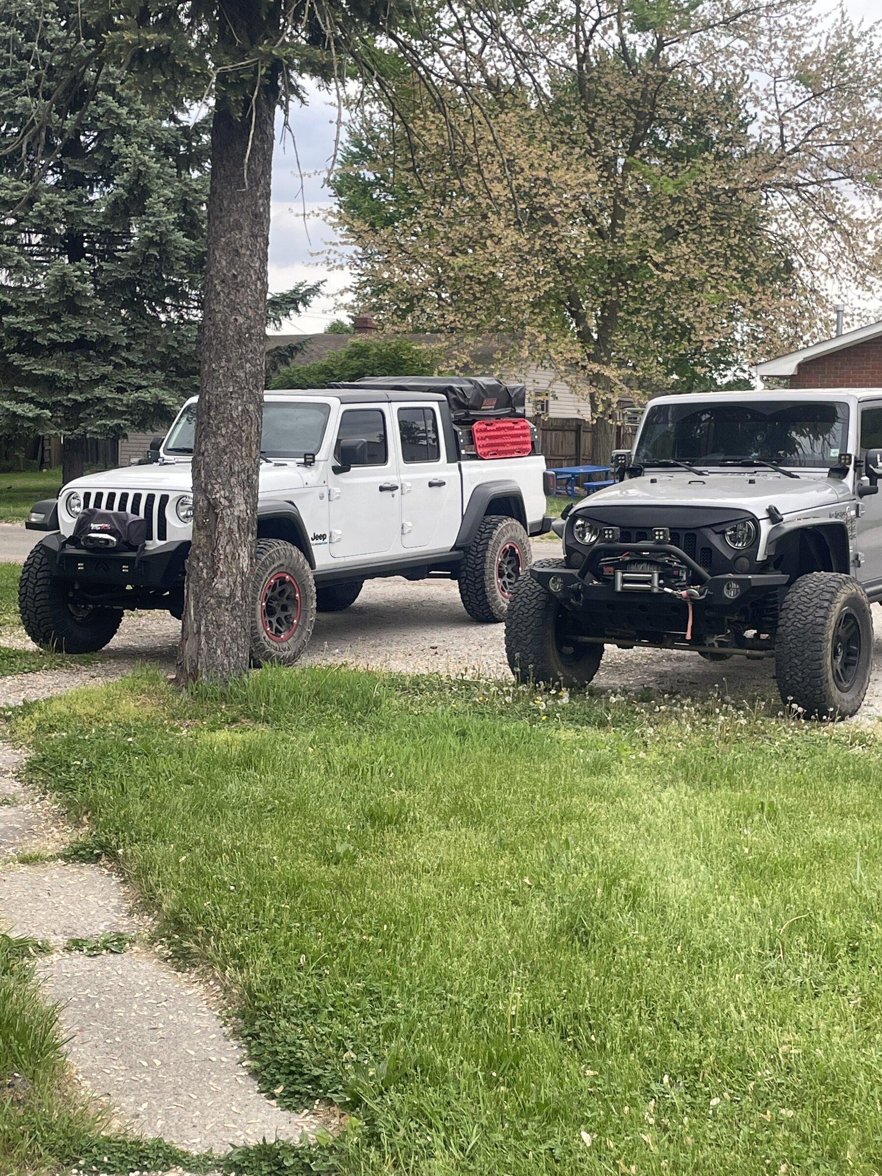Jeep Gladiator Gladiator 4E27AFBE-462E-4994-AD72-7D51AD2852FE