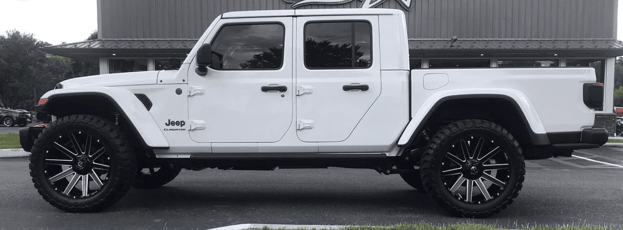 Jeep Gladiator Is This a Leveling Kit or Lift Kit Screen Shot 2022-05-22 at 6.26.34 PM