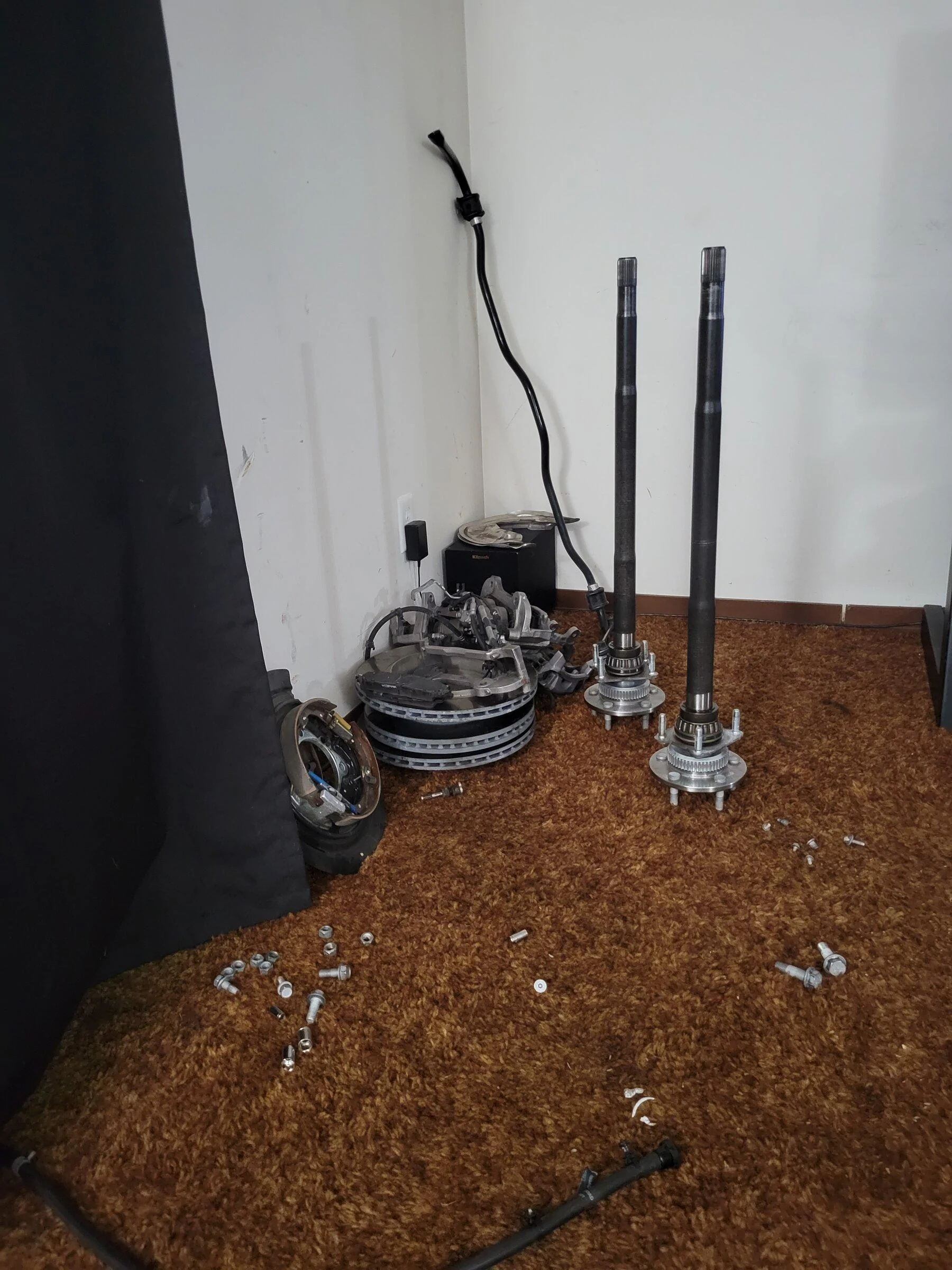 Jeep Gladiator Front and Rear Wide axles 16532708620754856509636099376434