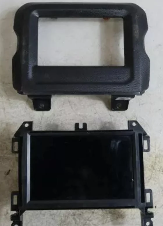 Jeep Gladiator 7 inch uconnect + bezel $375 shipped EB0744D3-8E66-4900-881C-2463795E58A3